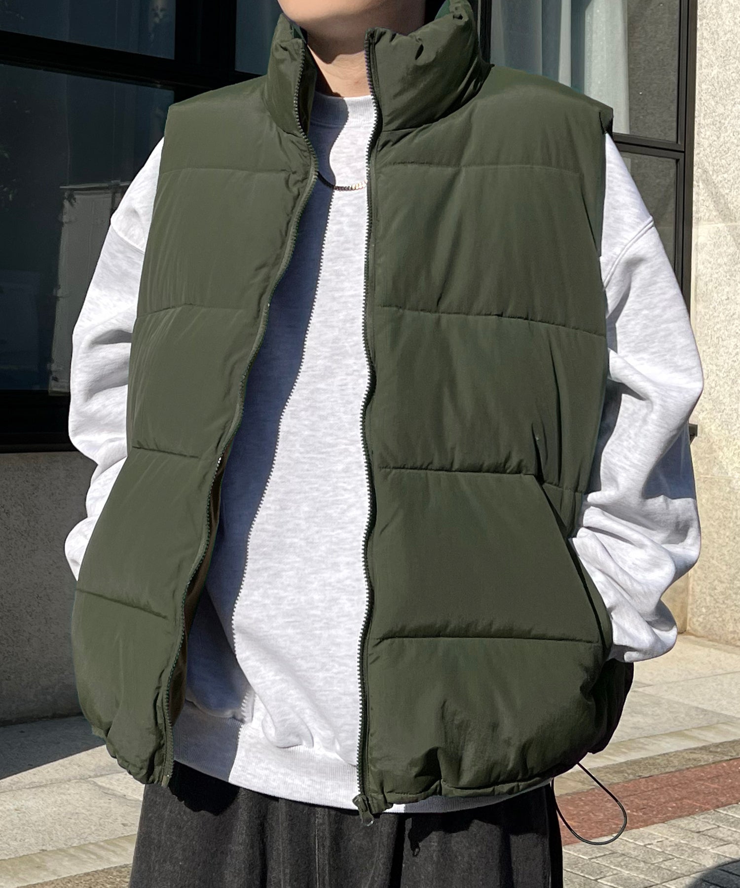 23AW ビッグシルエット スタンドネック 裾ひもドロスト エコダウン フルジップナイロンベスト