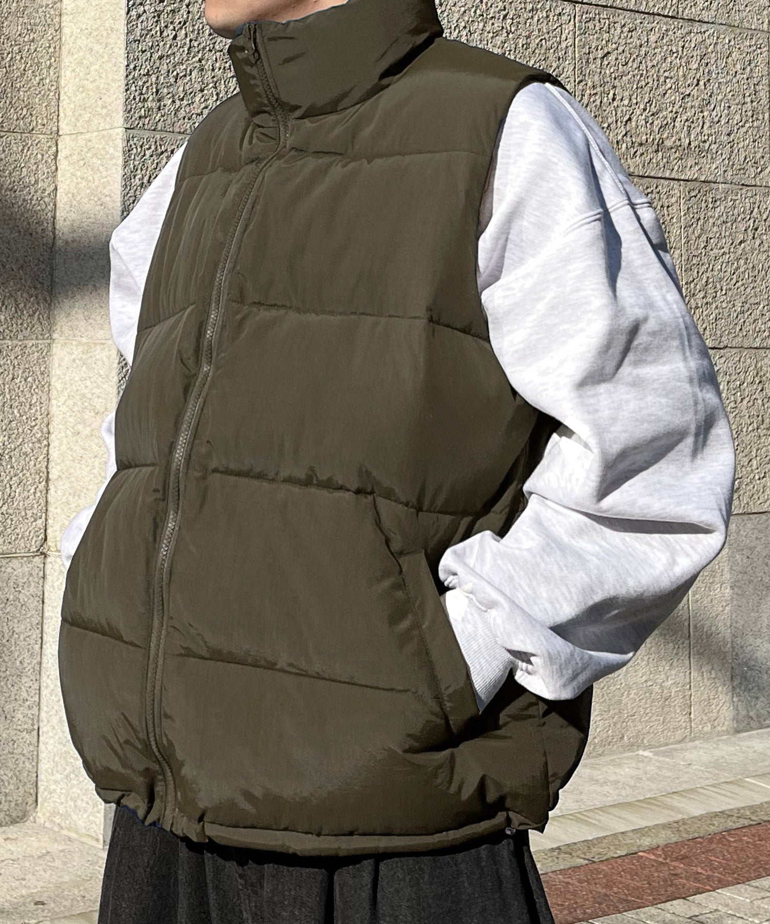 23AW ビッグシルエット スタンドネック 裾ひもドロスト エコダウン フルジップナイロンベスト