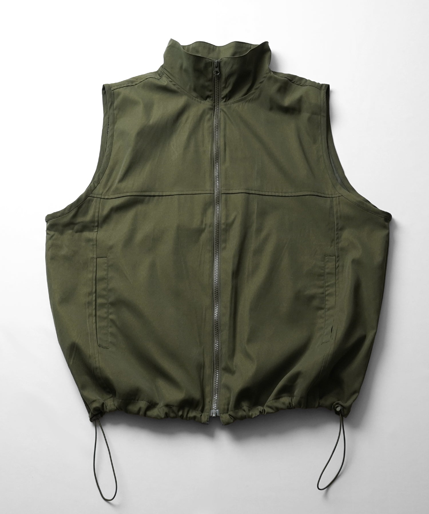セットアップ対応 スタンドネック 裾ひもドロスト フルジップナイロンテックベスト