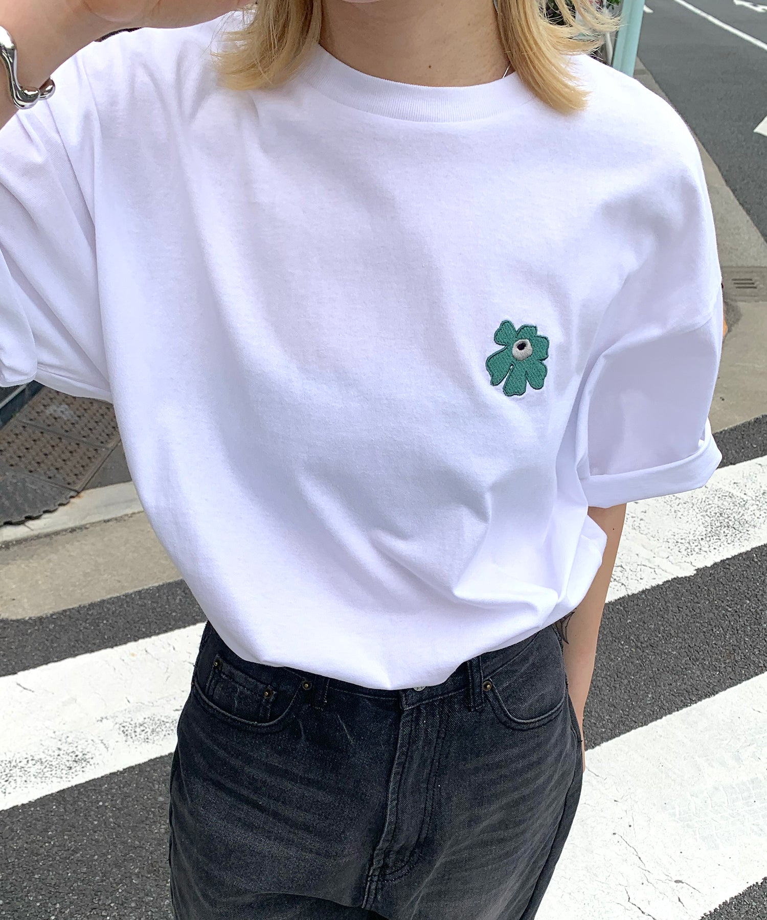 ワンポイント刺繍ロゴ ビッグシルエット半袖Tシャツ