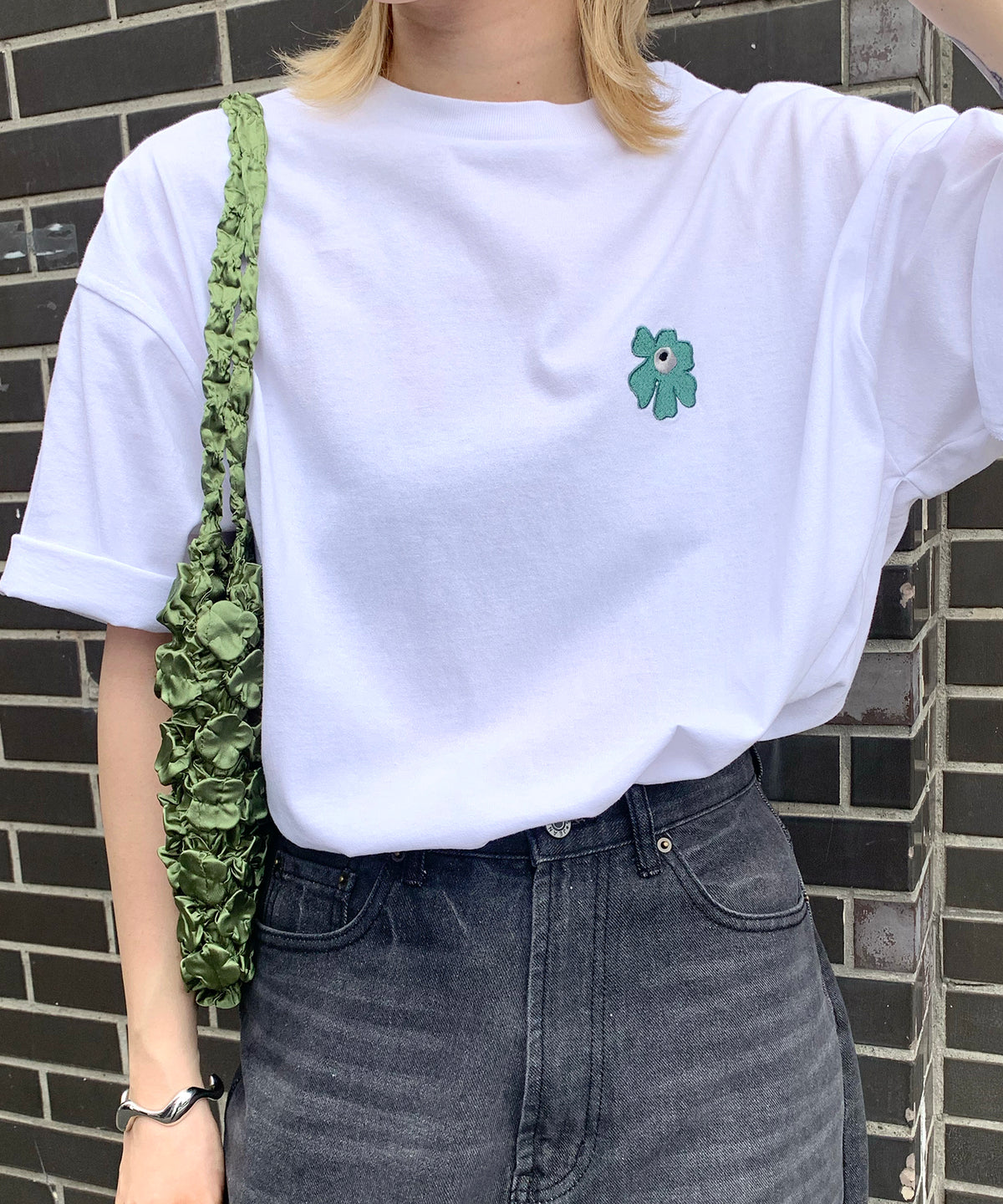 ワンポイント刺繍ロゴ ビッグシルエット半袖Tシャツ