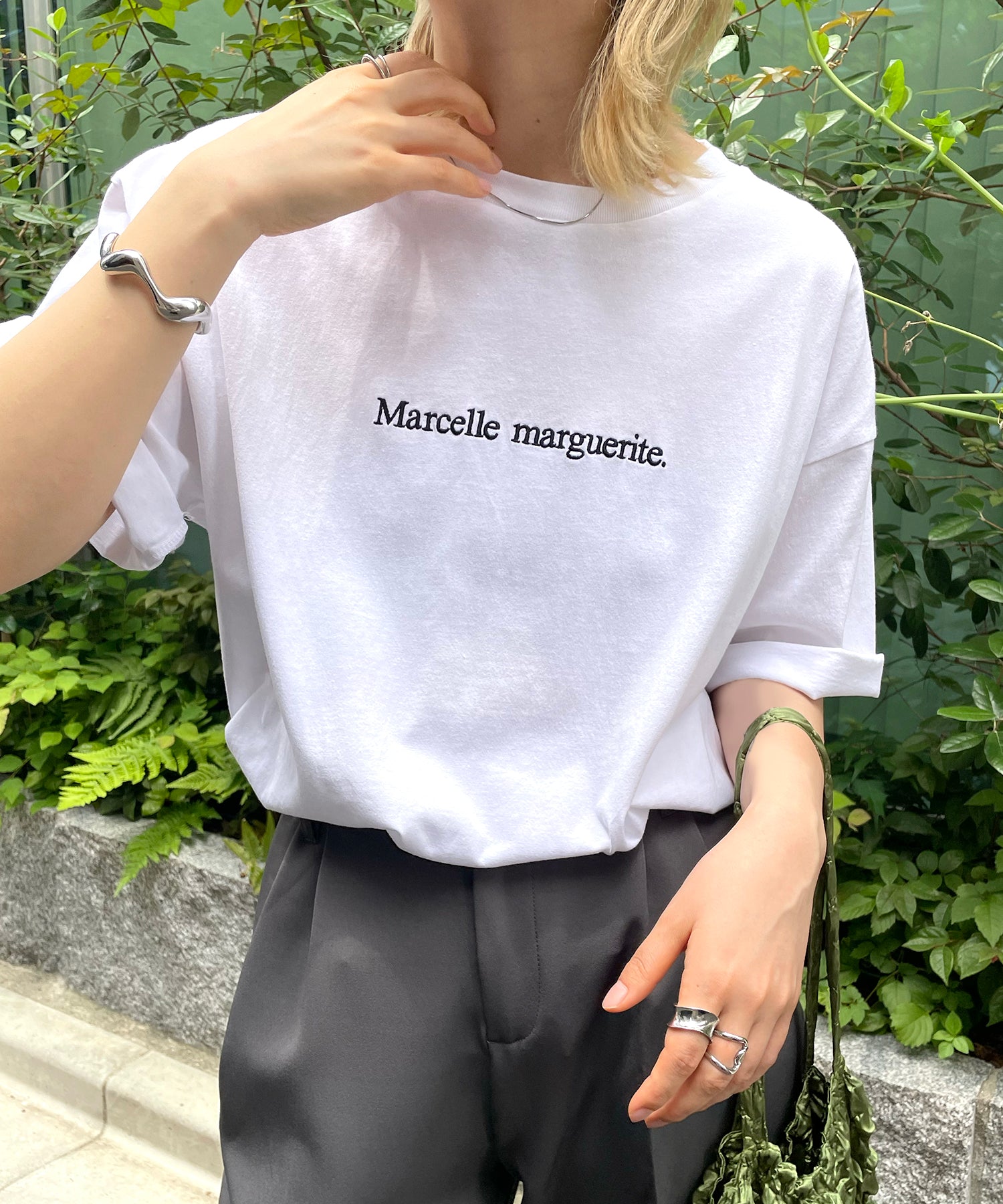 ワンポイント刺繍ロゴ ビッグシルエット半袖Tシャツ