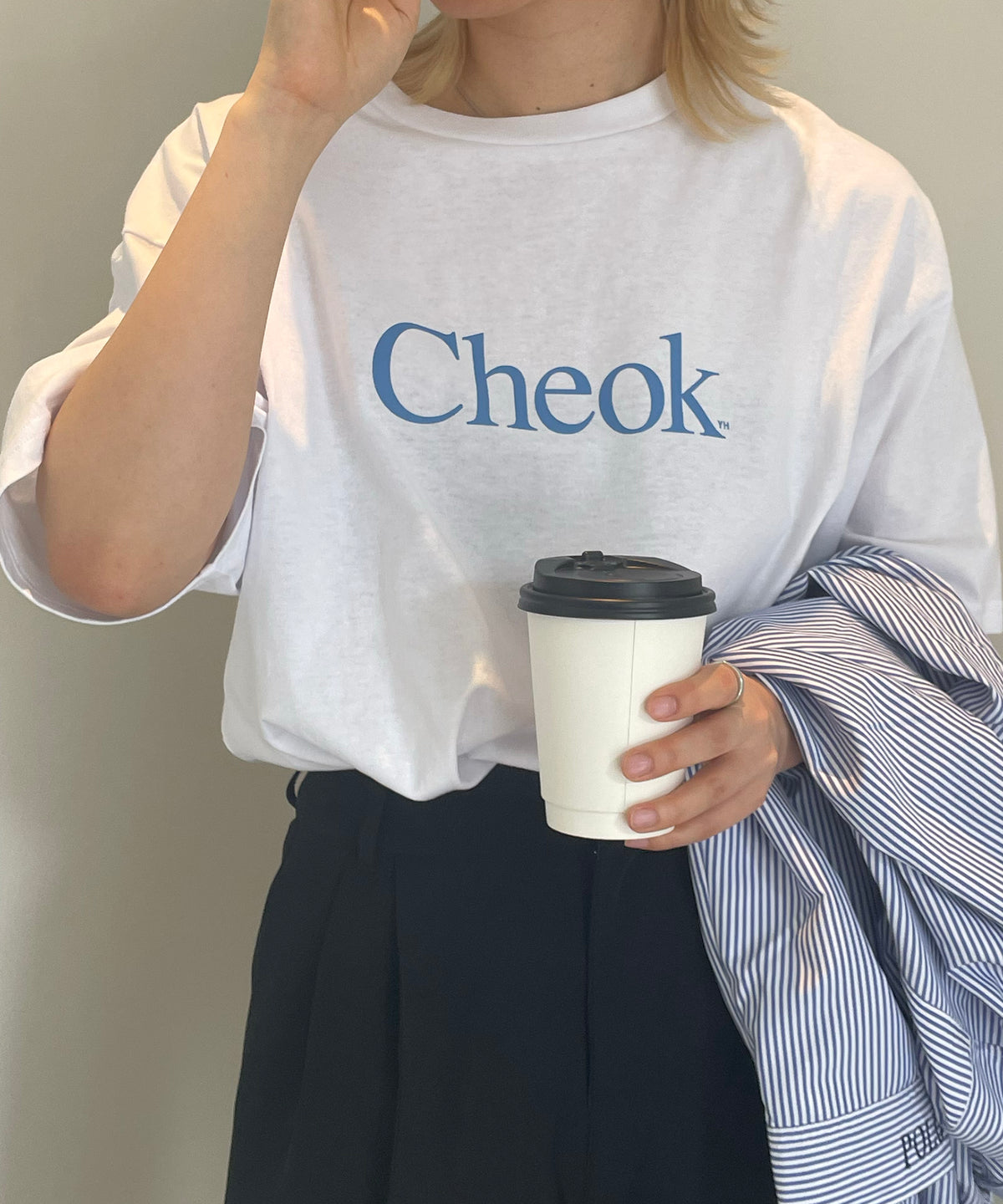 Cheokロゴ ビッグシルエット半袖プリントTシャツ