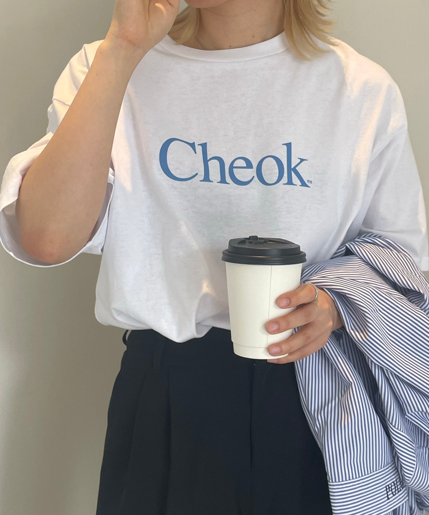 Cheokロゴ ビッグシルエット半袖プリントTシャツ