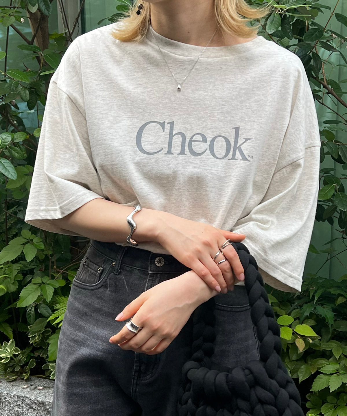 Cheokロゴ ビッグシルエット半袖プリントTシャツ
