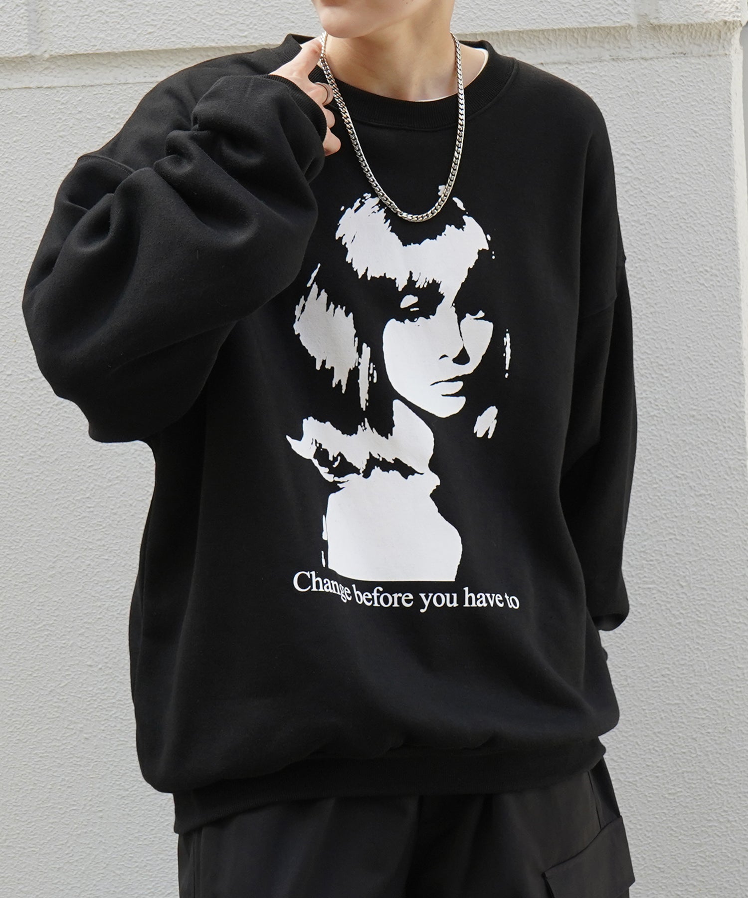 Shadowガールプリント ビッグシルエット 裏起毛プルオーバースウェット