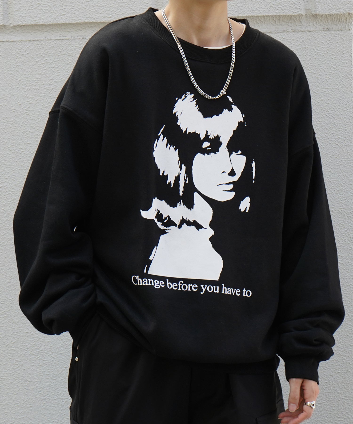 Shadowガールプリント ビッグシルエット 裏起毛プルオーバースウェット