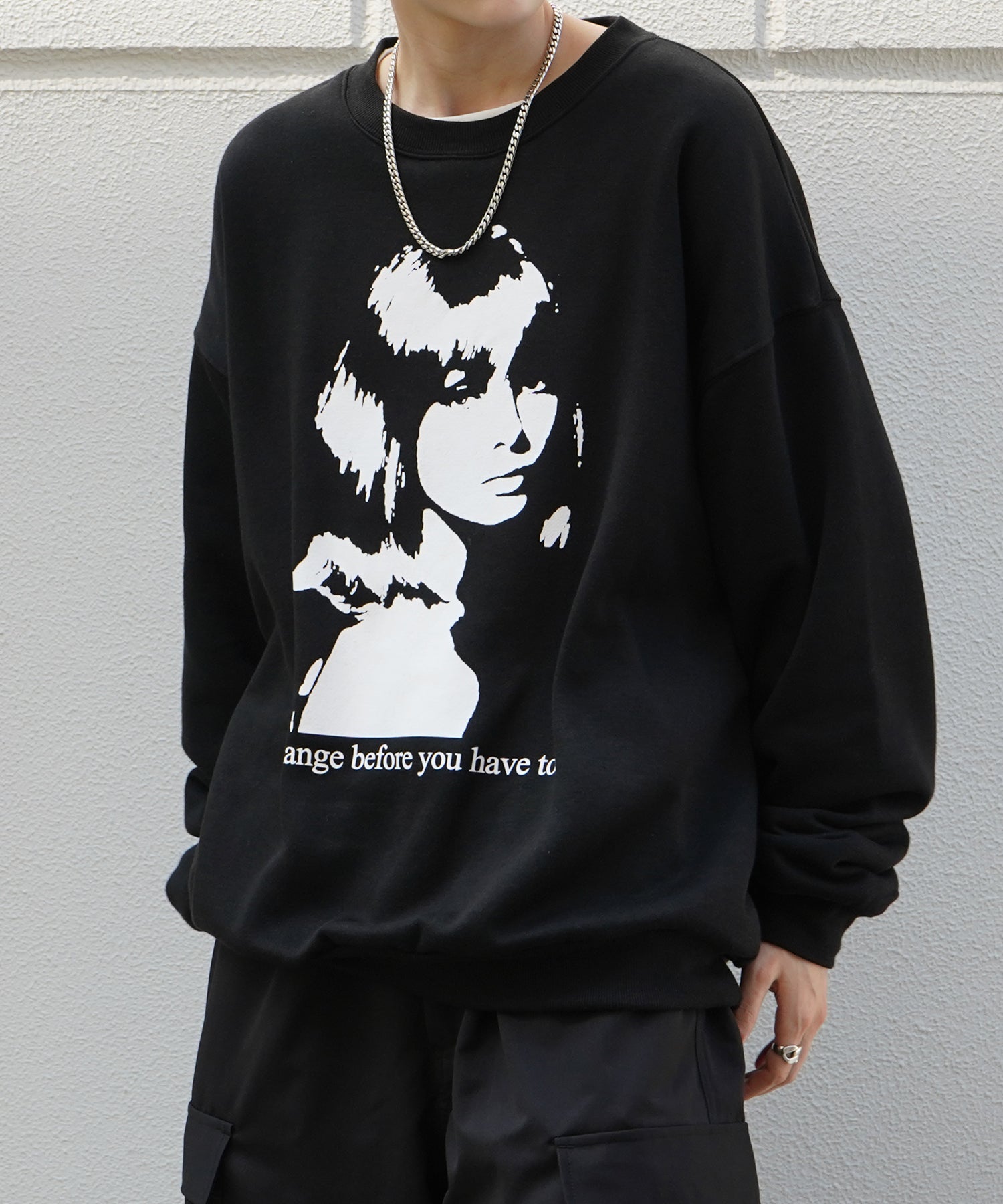 Shadowガールプリント ビッグシルエット 裏起毛プルオーバースウェット