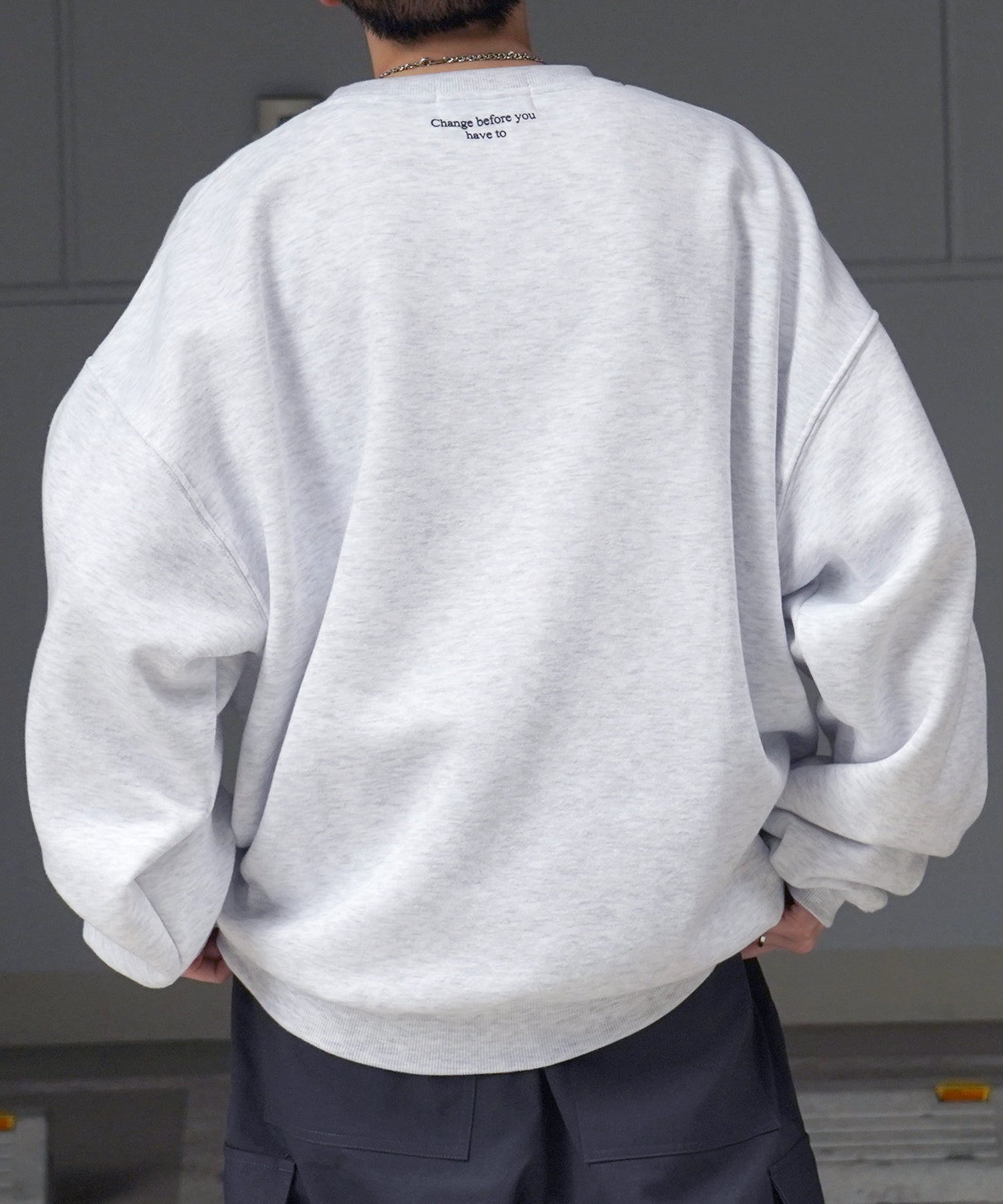 Shadowガールプリント ビッグシルエット 裏起毛プルオーバースウェット