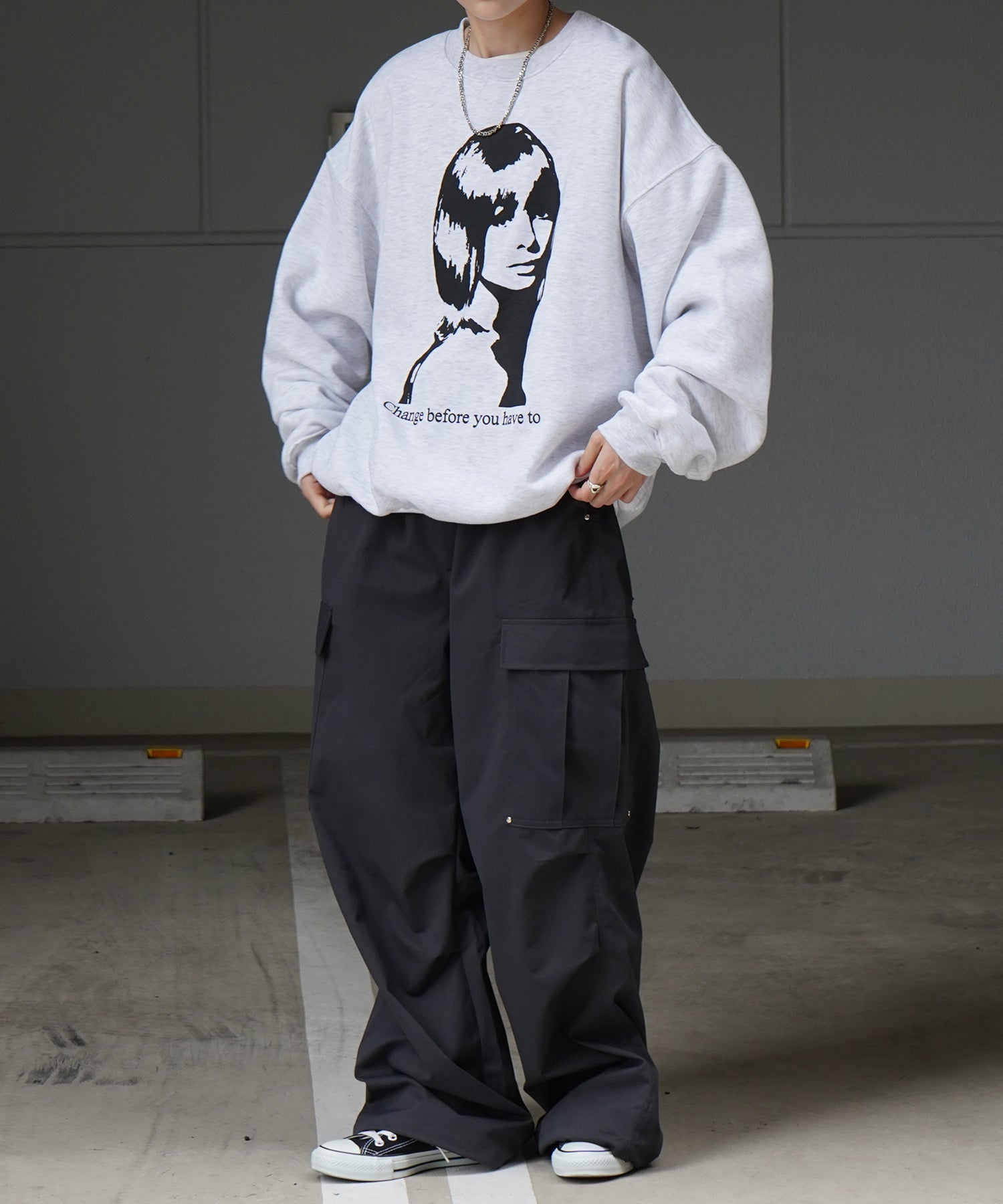 Shadowガールプリント ビッグシルエット 裏起毛プルオーバースウェット