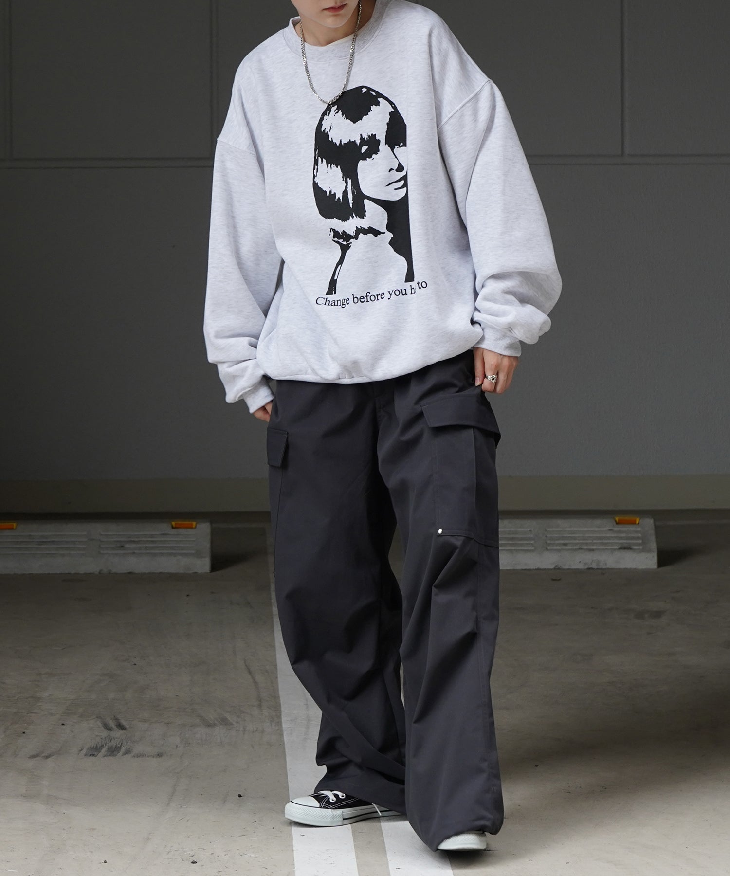 Shadowガールプリント ビッグシルエット 裏起毛プルオーバースウェット