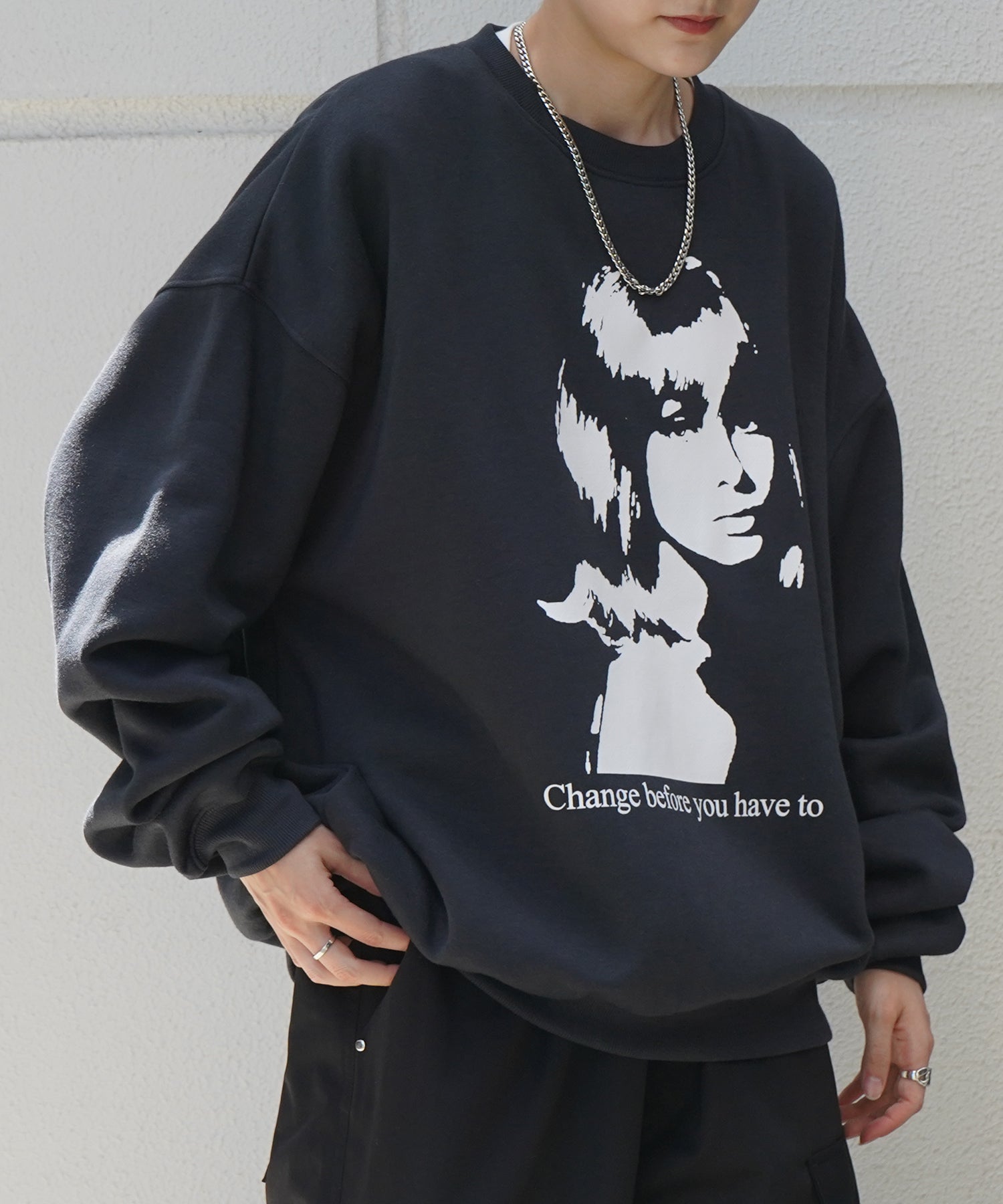 Shadowガールプリント ビッグシルエット 裏起毛プルオーバースウェット