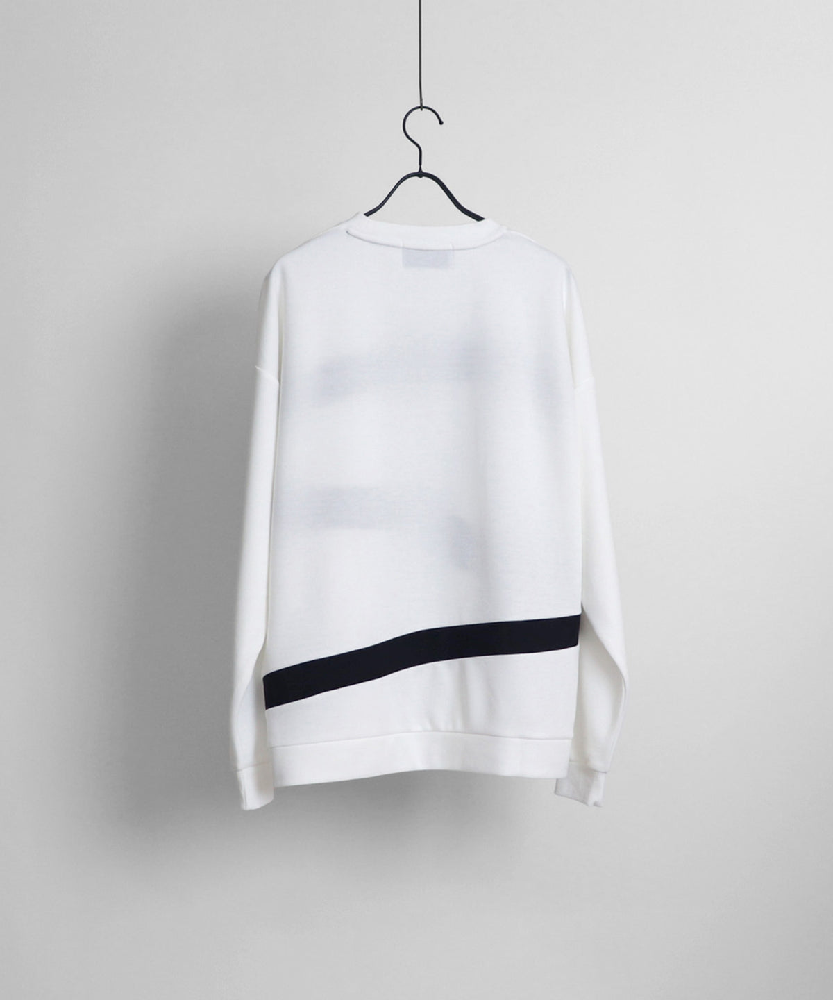 切り替えデザインスウェット