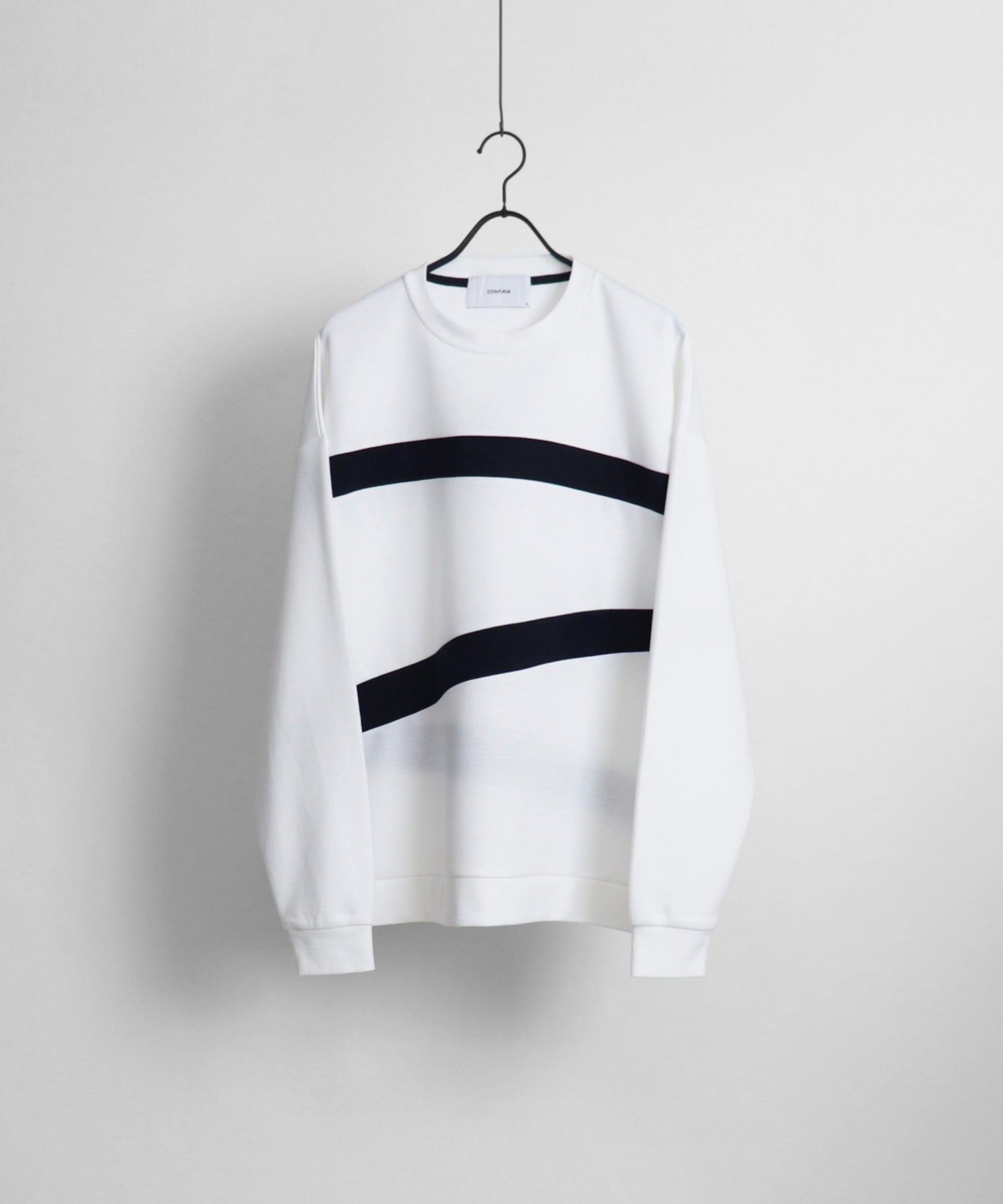 切り替えデザインスウェット