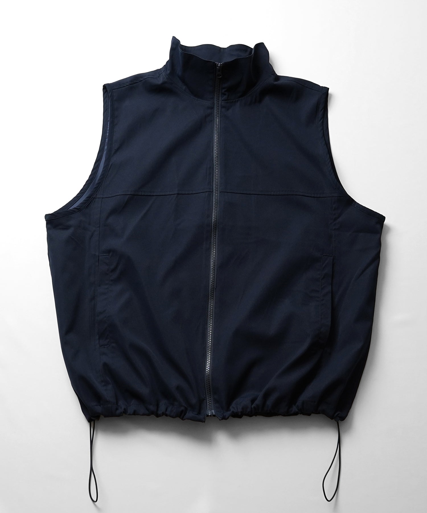 セットアップ対応 スタンドネック 裾ひもドロスト フルジップナイロンテックベスト
