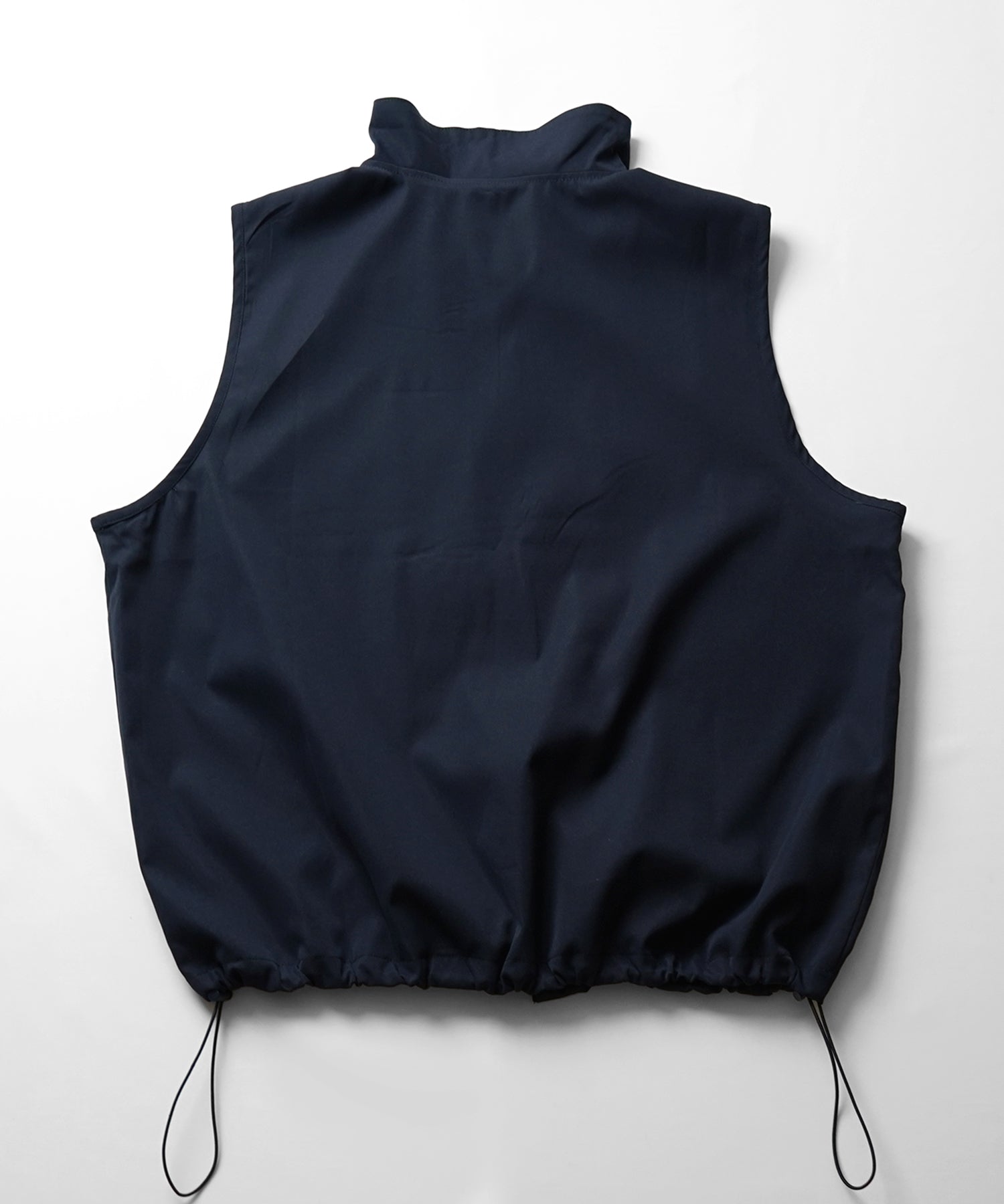 セットアップ対応 スタンドネック 裾ひもドロスト フルジップナイロンテックベスト