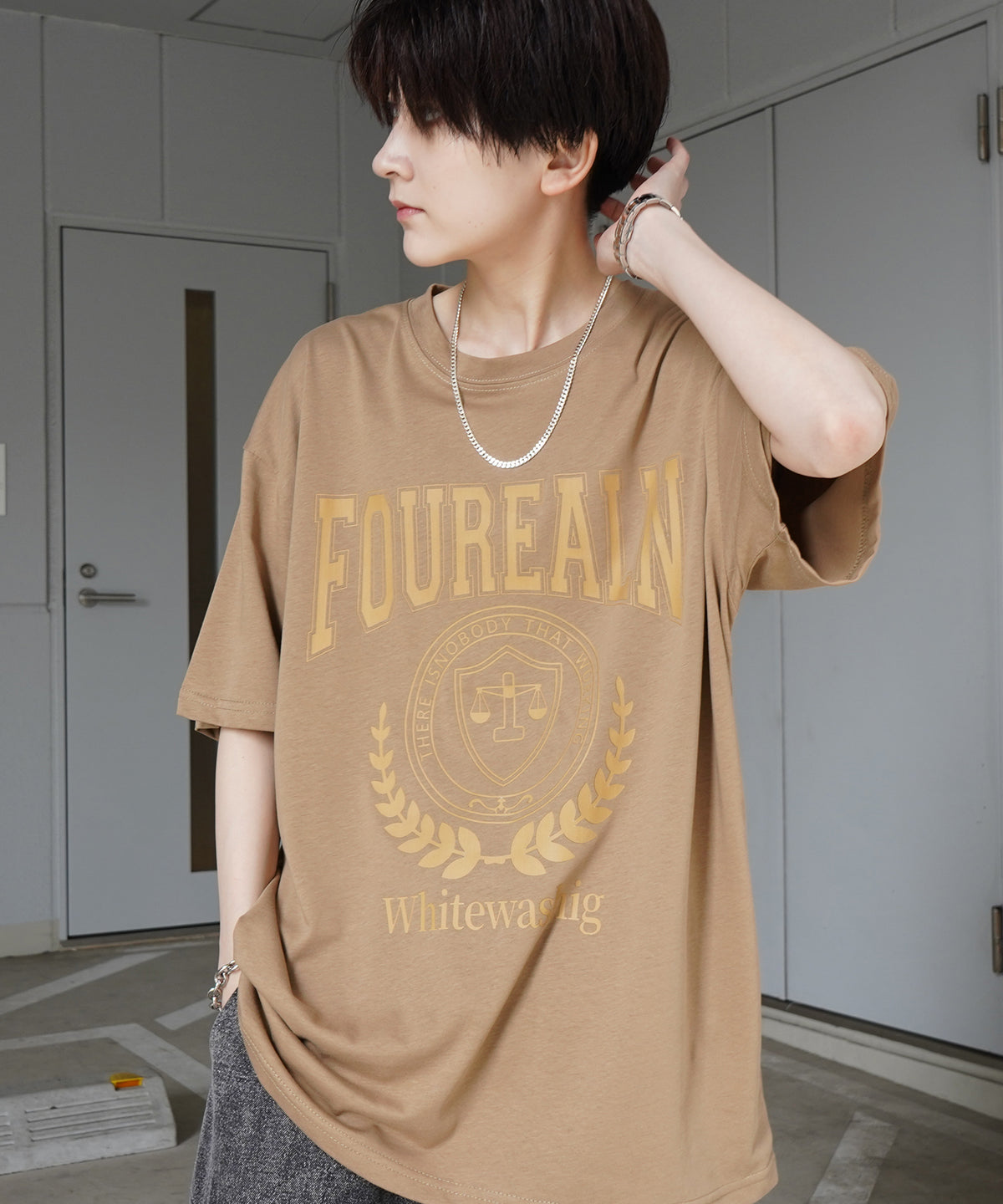 韓国ストリート ビッグシルエット カレッジプリントTシャツ