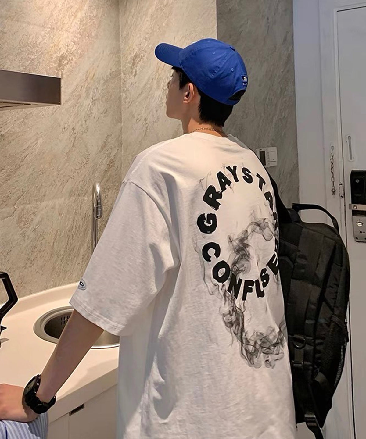 韓国ストリート ビッグシルエット サークルロゴ バックプリントTシャツ