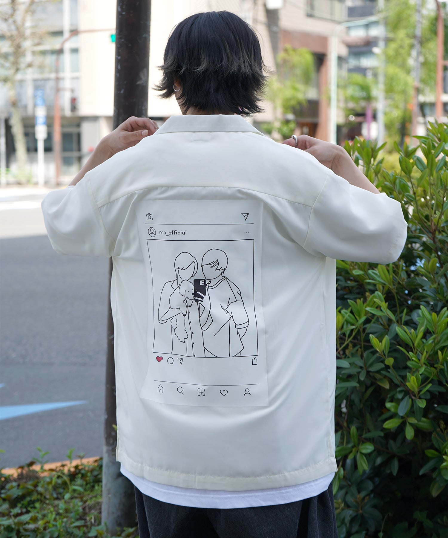 【Roo / ルー】カップルフォト バックプリントオープンカラーシャツ