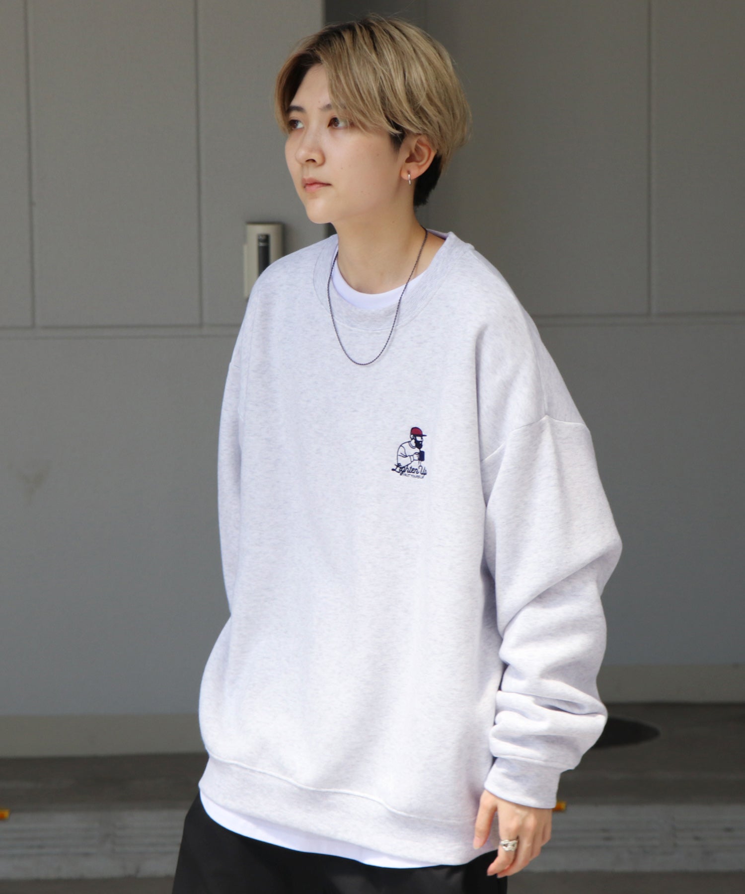 ヒゲオジサン刺繡B ワンポイント刺繍ロゴ ビッグシルエット プル