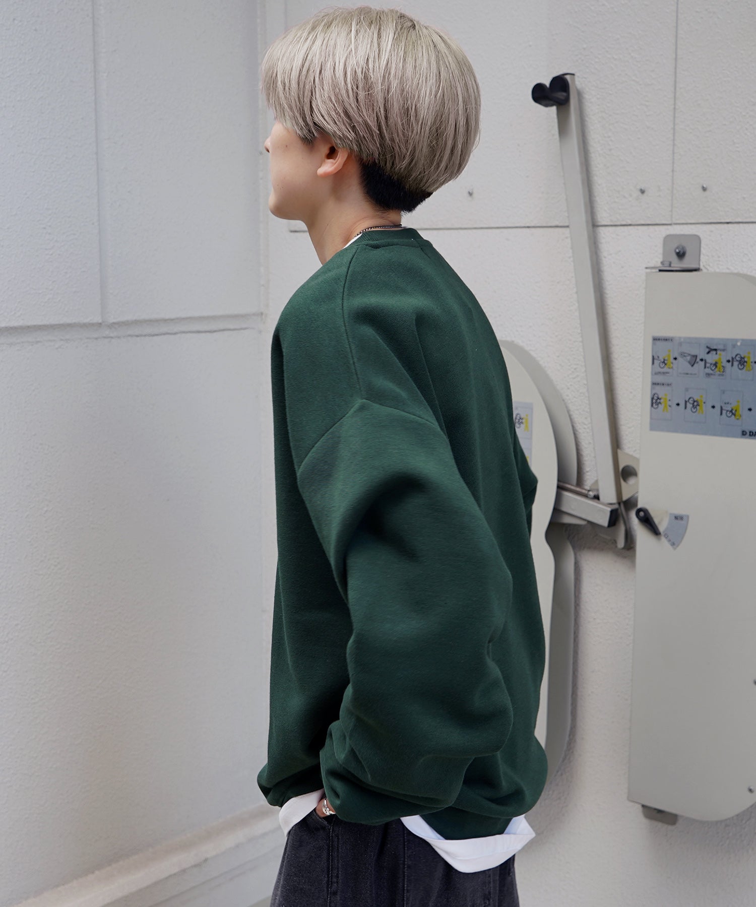 ウォーキング刺繡A ワンポイント刺繍ロゴ ビッグシルエット プルオーバースウェット