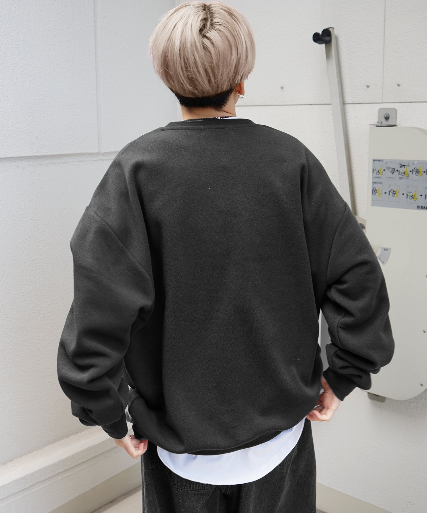 ウォーキング刺繡A ワンポイント刺繍ロゴ ビッグシルエット プルオーバースウェット