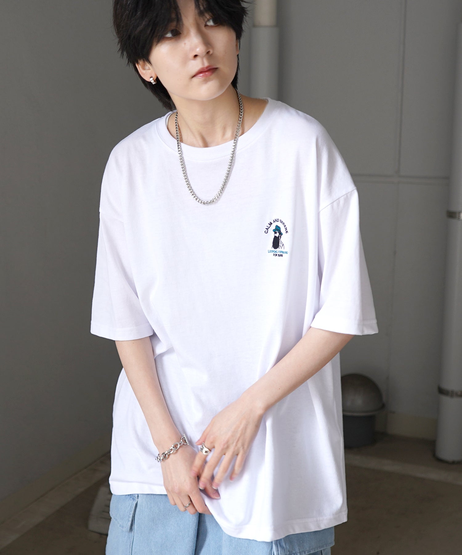 ヒゲオジサンA ワンポイント刺繍ロゴ ビッグシルエット半袖Tシャツ