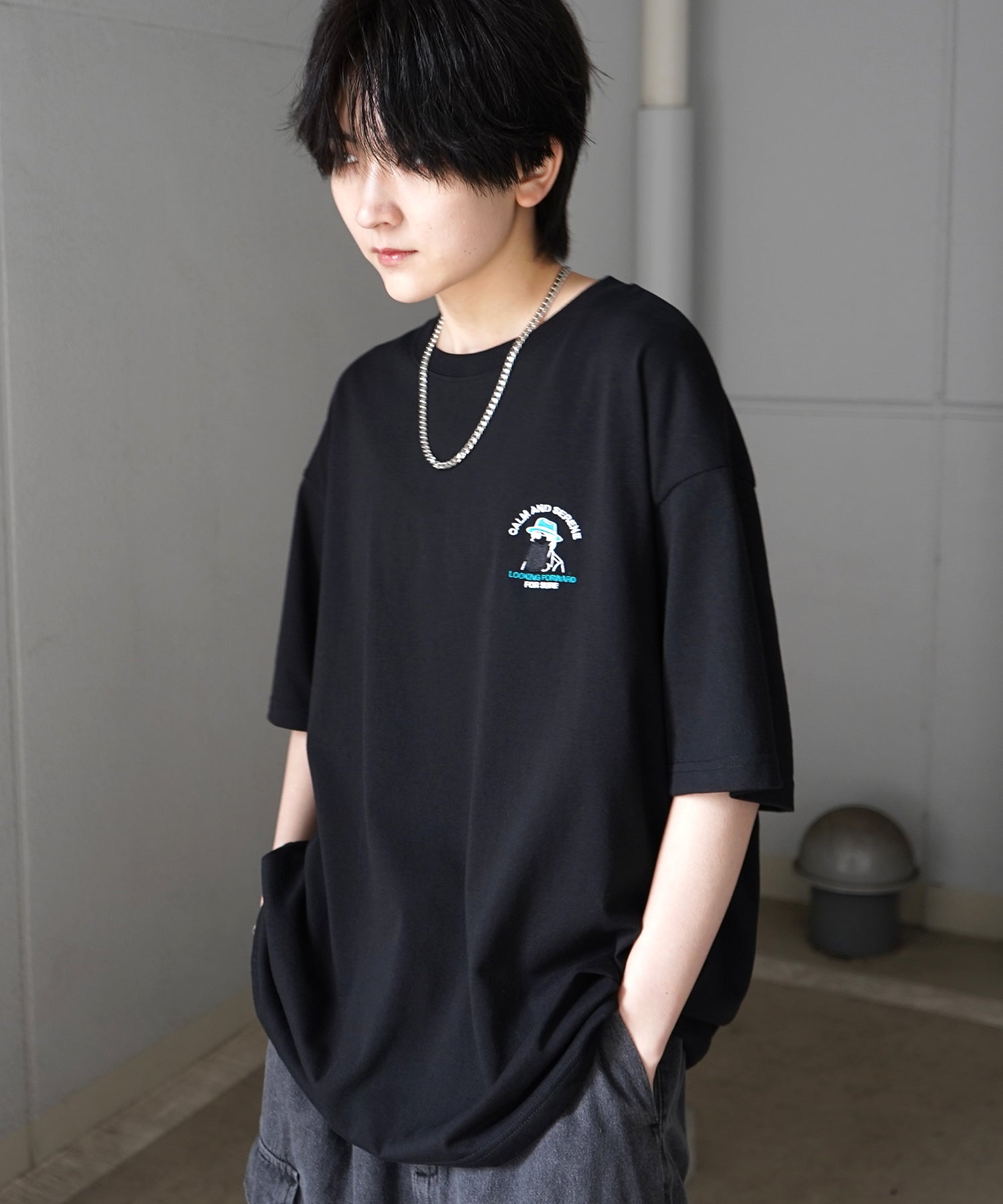 ヒゲオジサンA ワンポイント刺繍ロゴ ビッグシルエット半袖Tシャツ