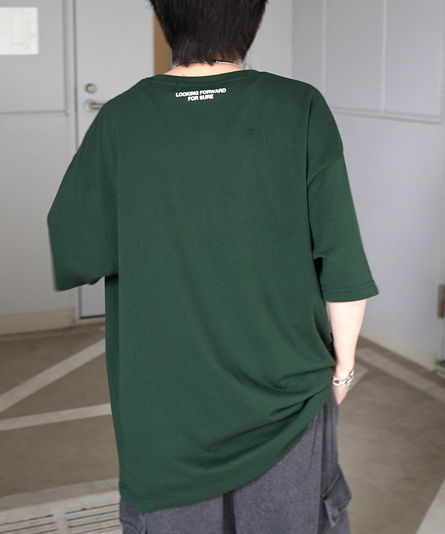 ヒゲオジサンA ワンポイント刺繍ロゴ ビッグシルエット半袖Tシャツ