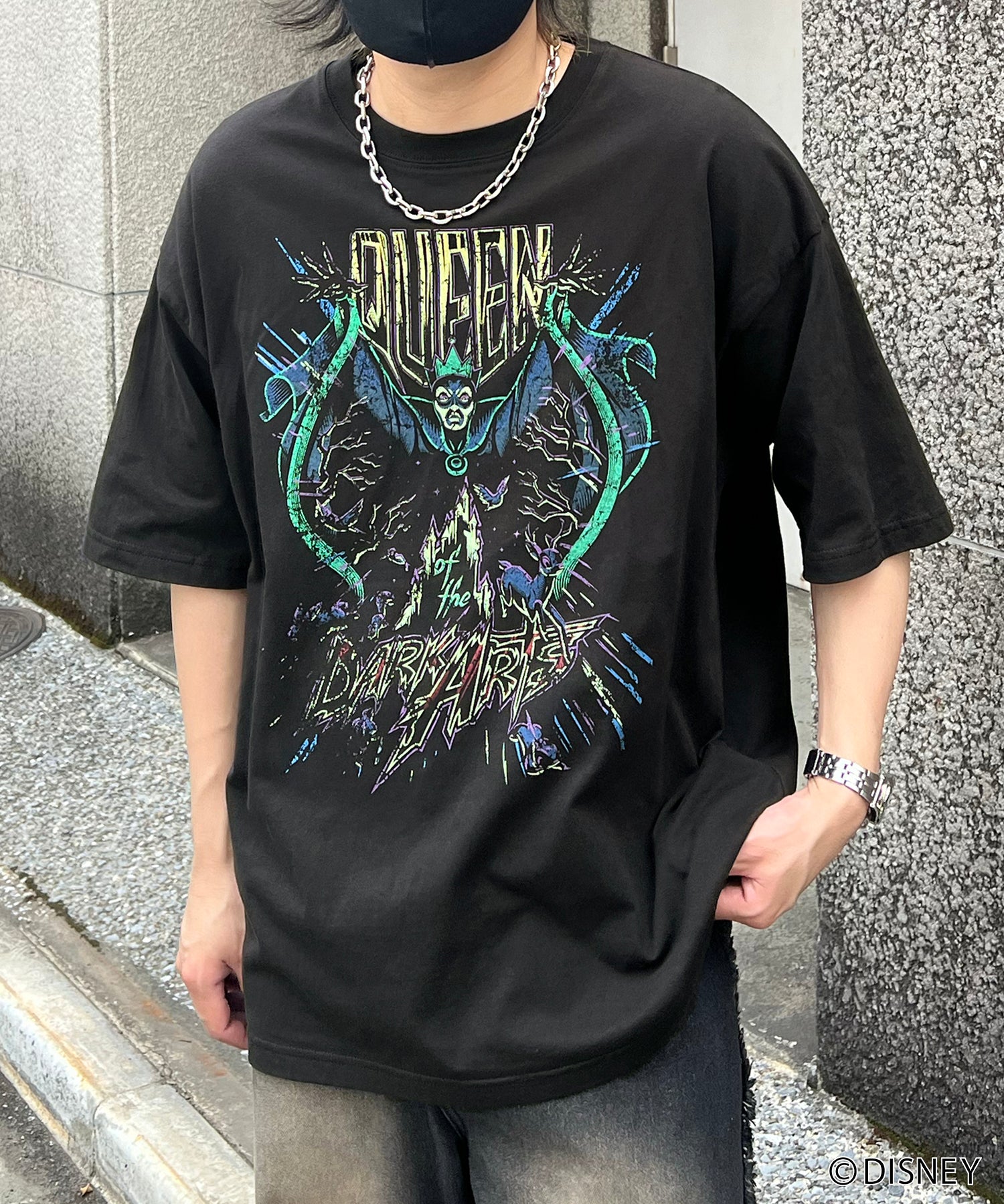 【Disney Villains / ディズニーヴィランズ】EVIL QUEEN / 女王 ヴィンテージライク ピグメント加工 ビッグシルエット 半袖プリントTシャツ