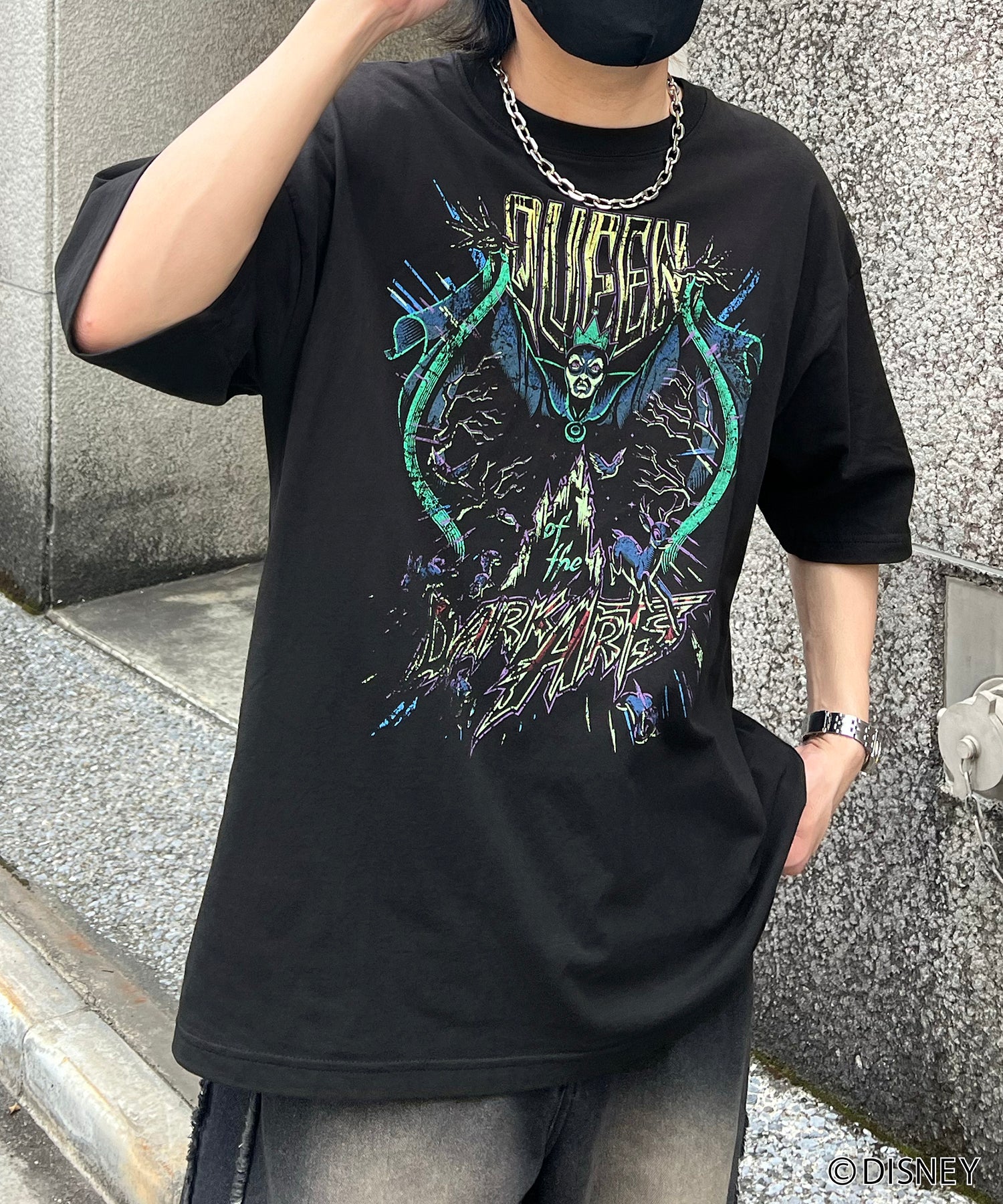 【Disney Villains / ディズニーヴィランズ】EVIL QUEEN / 女王 ヴィンテージライク ピグメント加工 ビッグシルエット 半袖プリントTシャツ