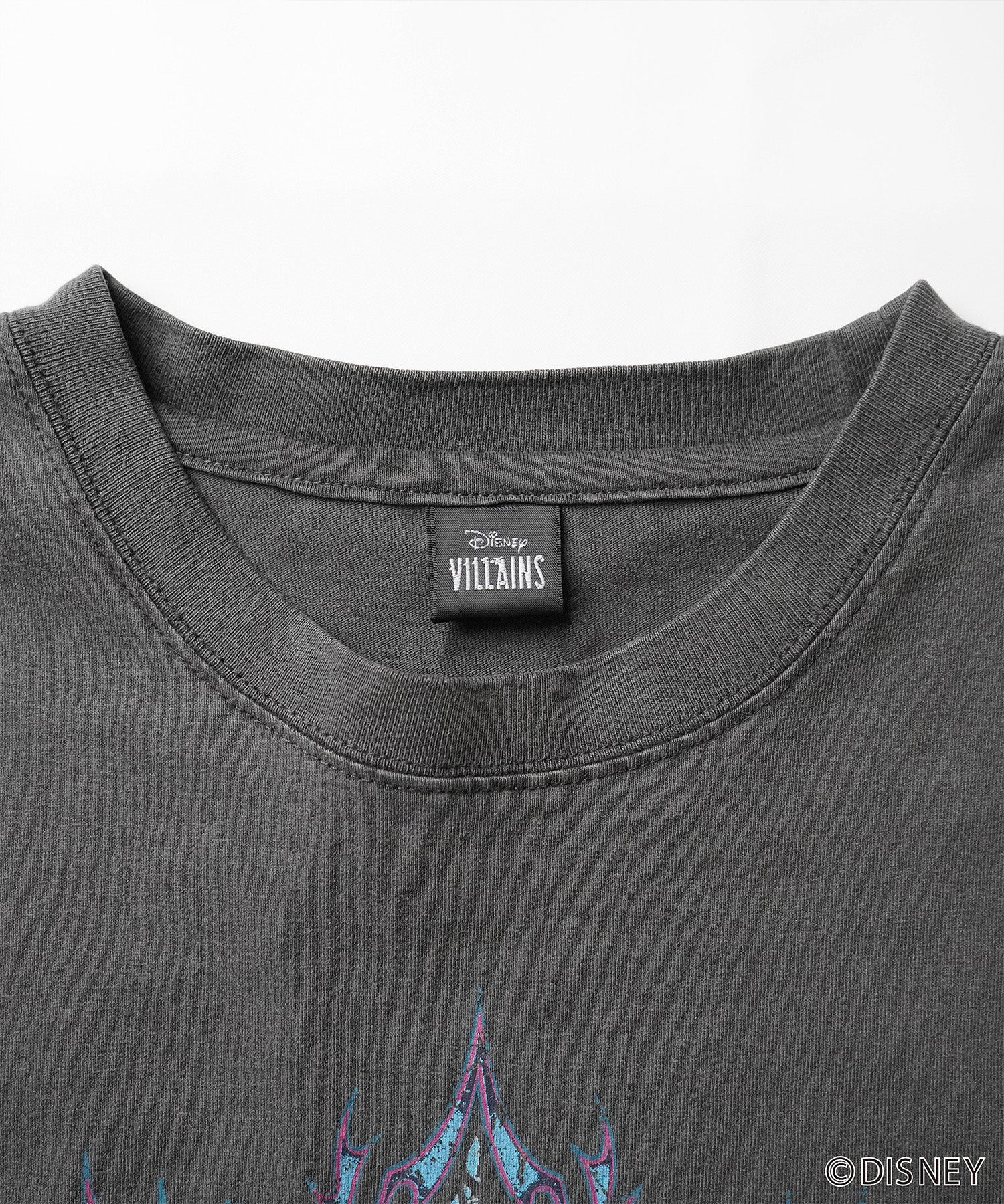 【Disney Villains / ディズニーヴィランズ】EVIL QUEEN / 女王 ヴィンテージライク ピグメント加工 ビッグシルエット 半袖プリントTシャツ