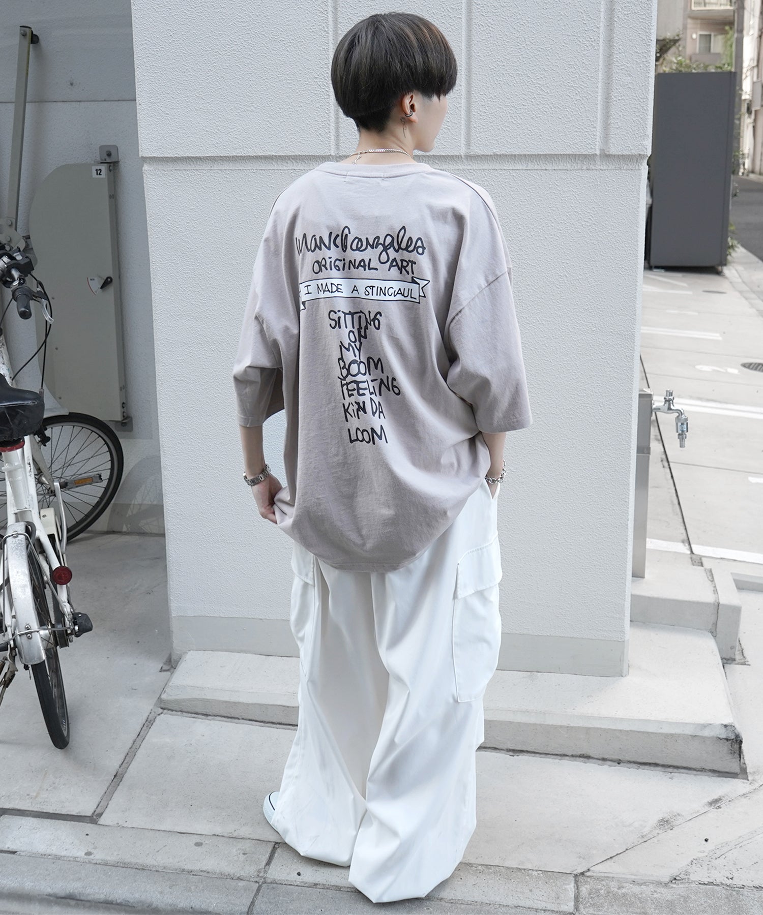 【MARK GONZALES ARTWORK COLLECTION / マーク ゴンザレス】フロント / バックプリント ワンポイント刺繍 モチーフ ビッグシルエットTシャツ