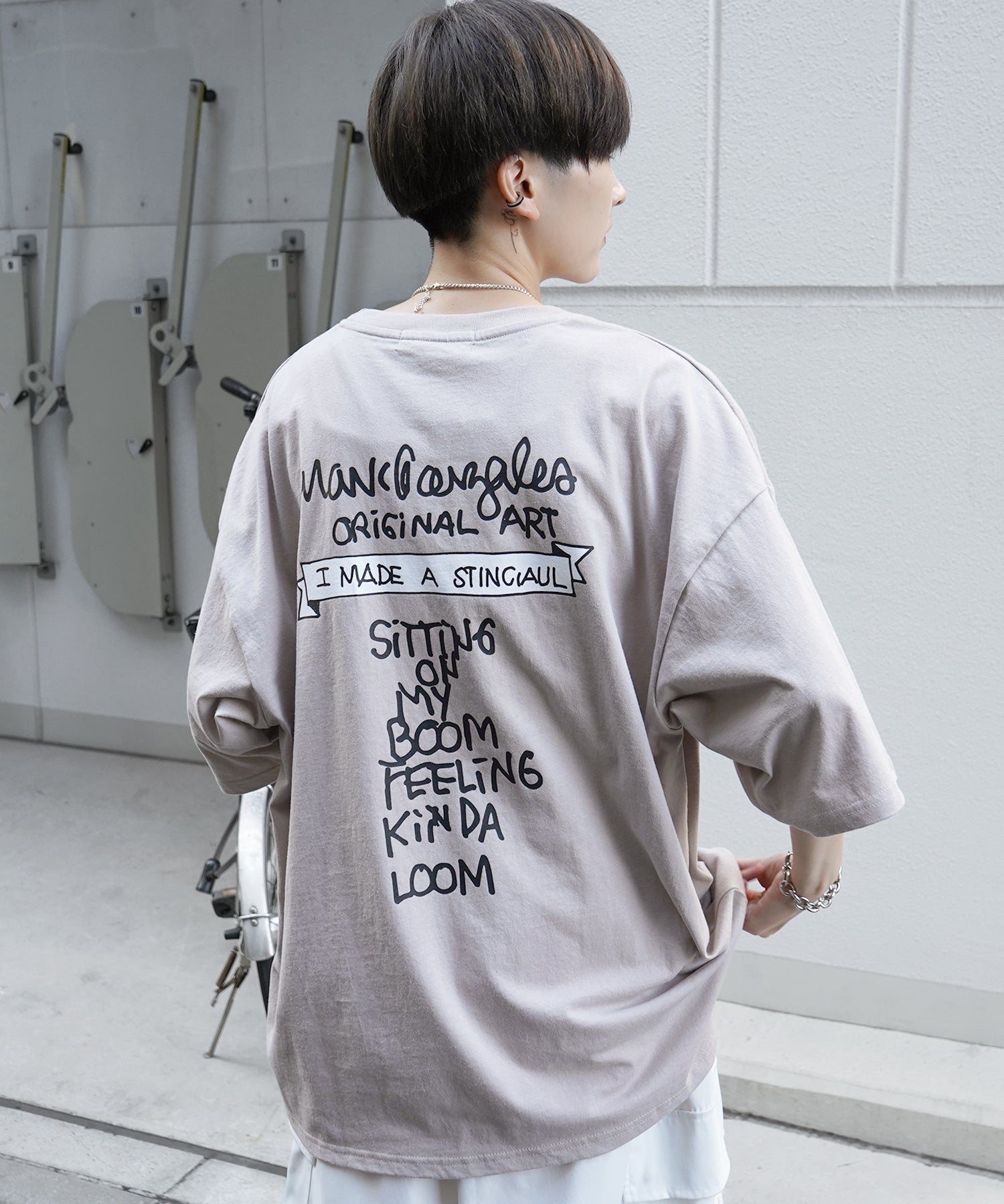【MARK GONZALES ARTWORK COLLECTION / マーク ゴンザレス】フロント / バックプリント ワンポイント刺繍 モチーフ ビッグシルエットTシャツ