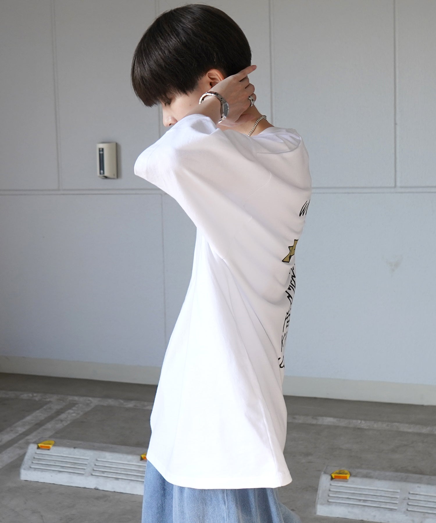 【MARK GONZALES ARTWORK COLLECTION / マーク ゴンザレス】フロント / バックプリント ワンポイント刺繍 モチーフ ビッグシルエットTシャツ