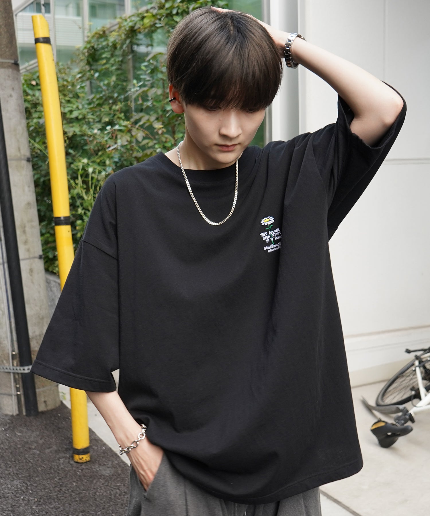 【MARK GONZALES ARTWORK COLLECTION / マーク ゴンザレス】フロント / バックプリント ワンポイント刺繍 モチーフ ビッグシルエットTシャツ
