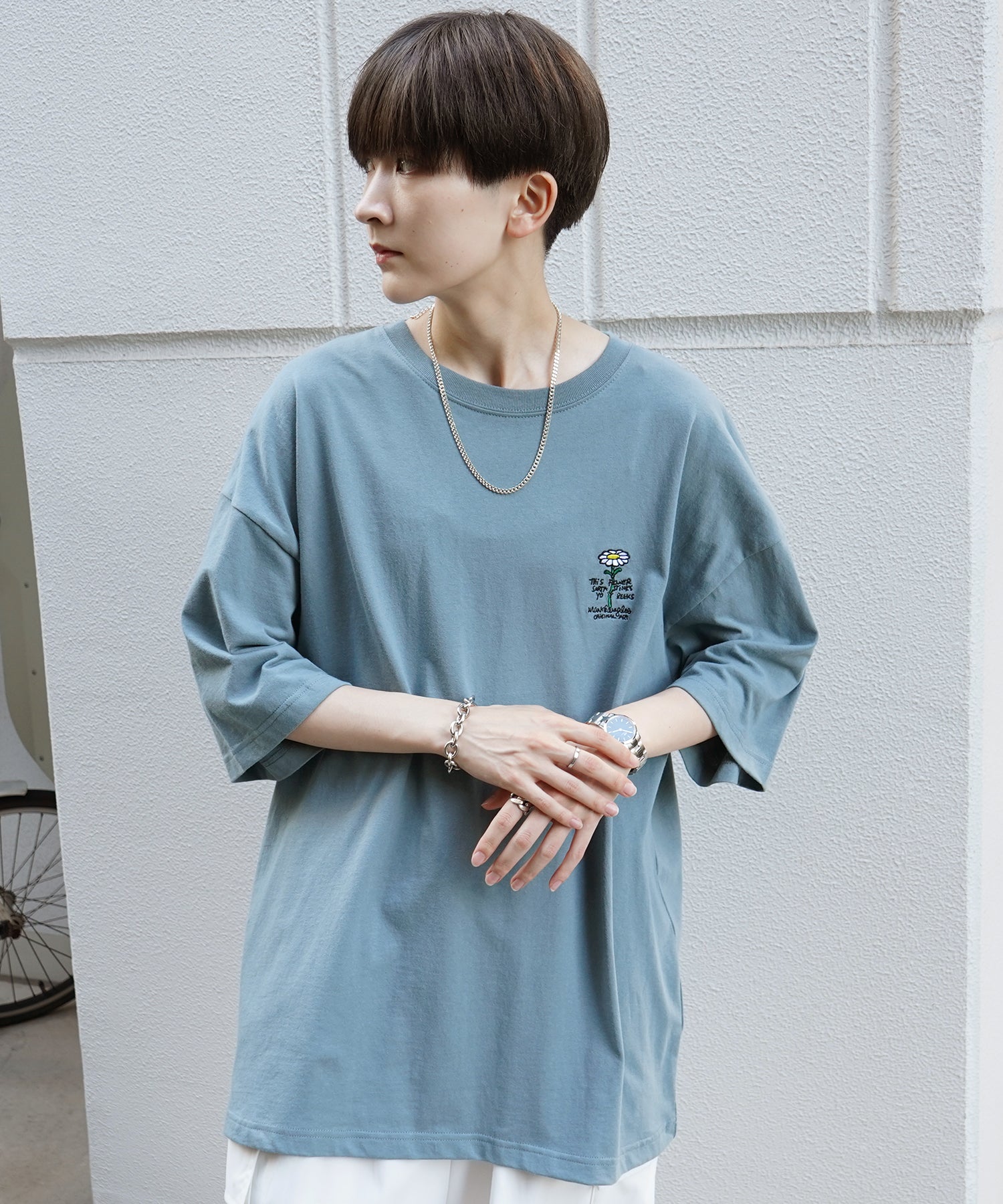 【MARK GONZALES ARTWORK COLLECTION / マーク ゴンザレス】フロント / バックプリント ワンポイント刺繍 モチーフ ビッグシルエットTシャツ
