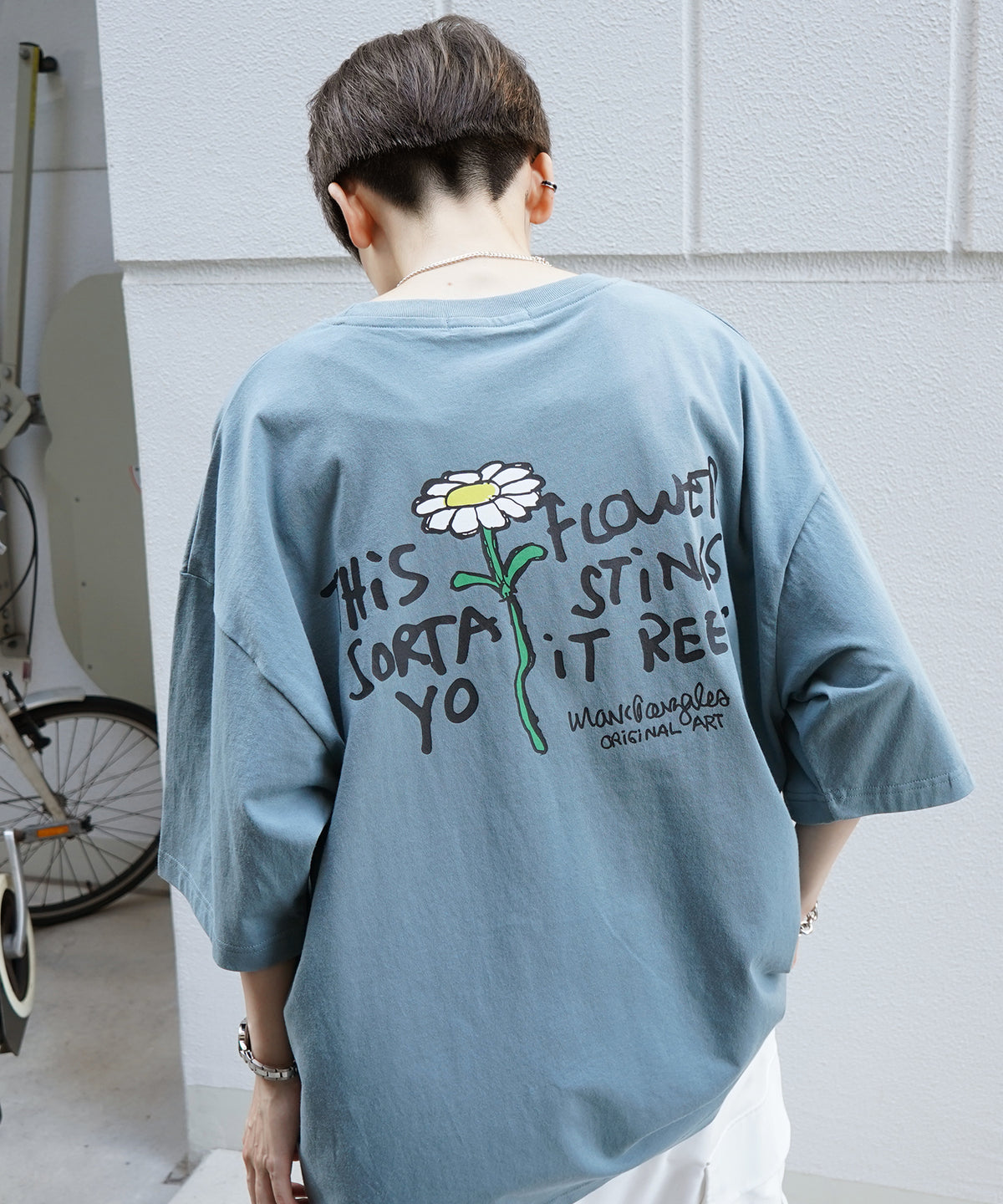 【MARK GONZALES ARTWORK COLLECTION / マーク ゴンザレス】フロント / バックプリント ワンポイント刺繍 モチーフ ビッグシルエットTシャツ