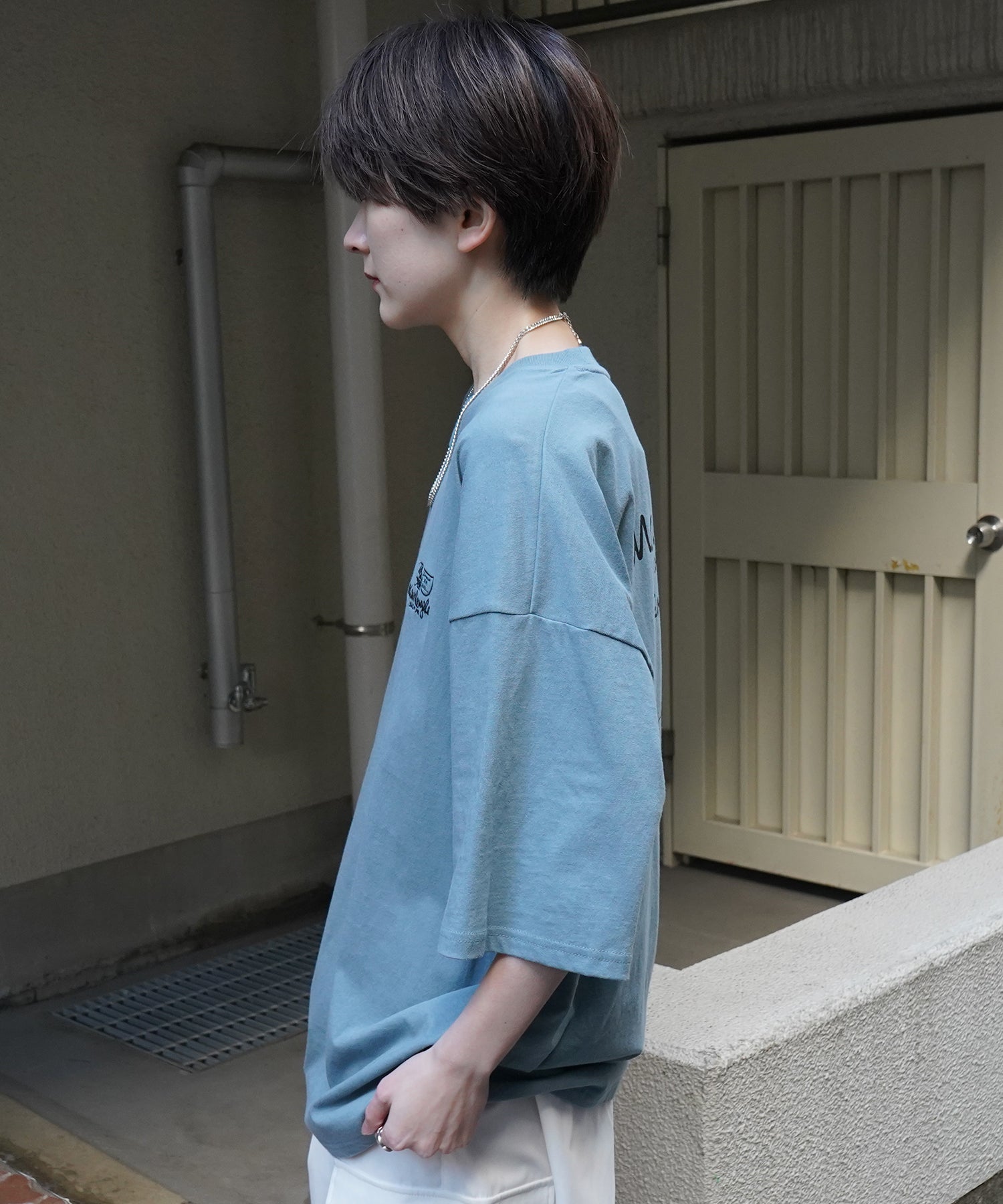 【MARK GONZALES ARTWORK COLLECTION / マーク ゴンザレス】フロント / バックプリント ワンポイント刺繍 モチーフ ビッグシルエットTシャツ