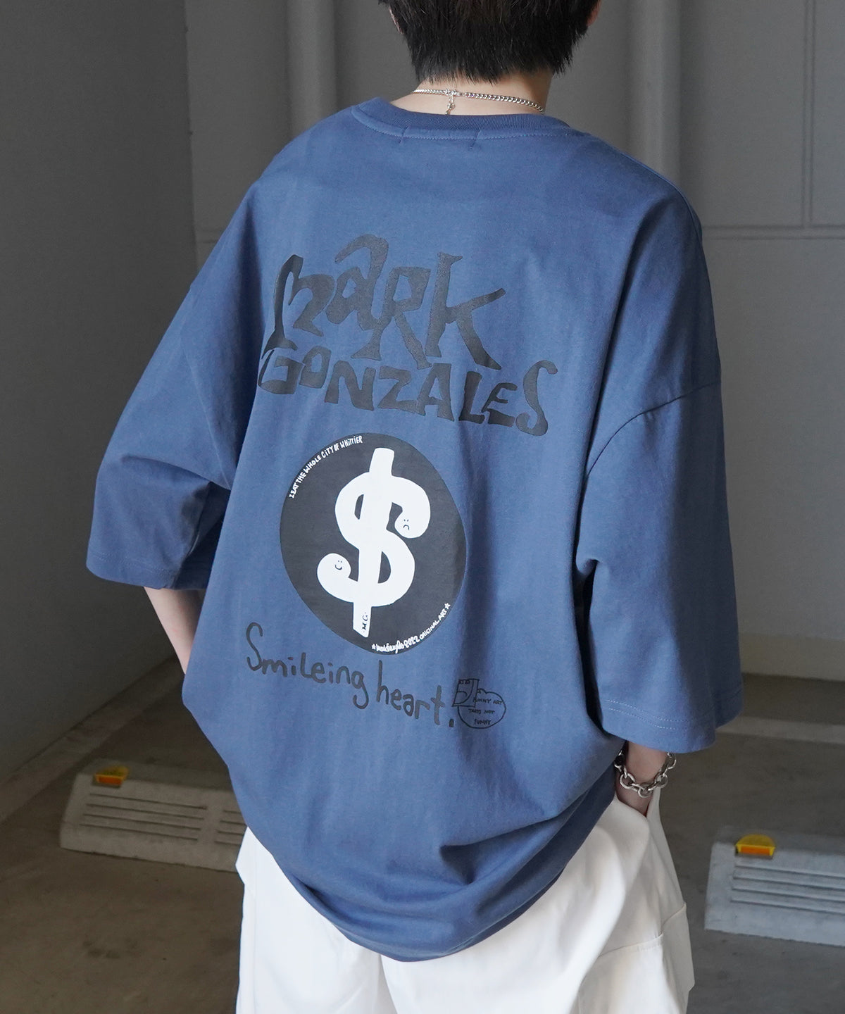 【MARK GONZALES ARTWORK COLLECTION / マーク ゴンザレス】フロント / バックプリント ワンポイント刺繍 モチーフ ビッグシルエットTシャツ