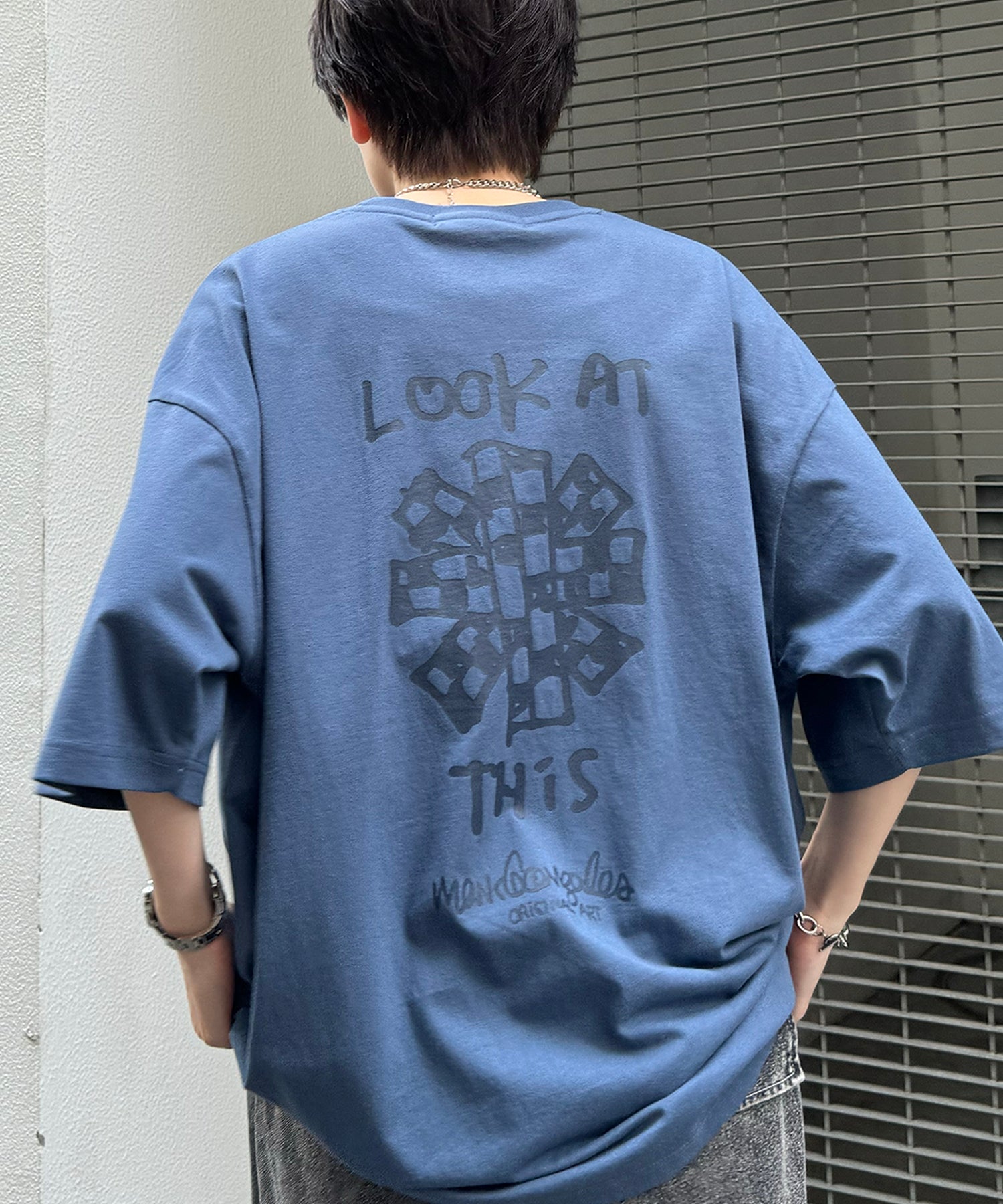 【MARK GONZALES ARTWORK COLLECTION / マーク ゴンザレス】フロント / バックプリント ワンポイント刺繍 モチーフ ビッグシルエットTシャツ