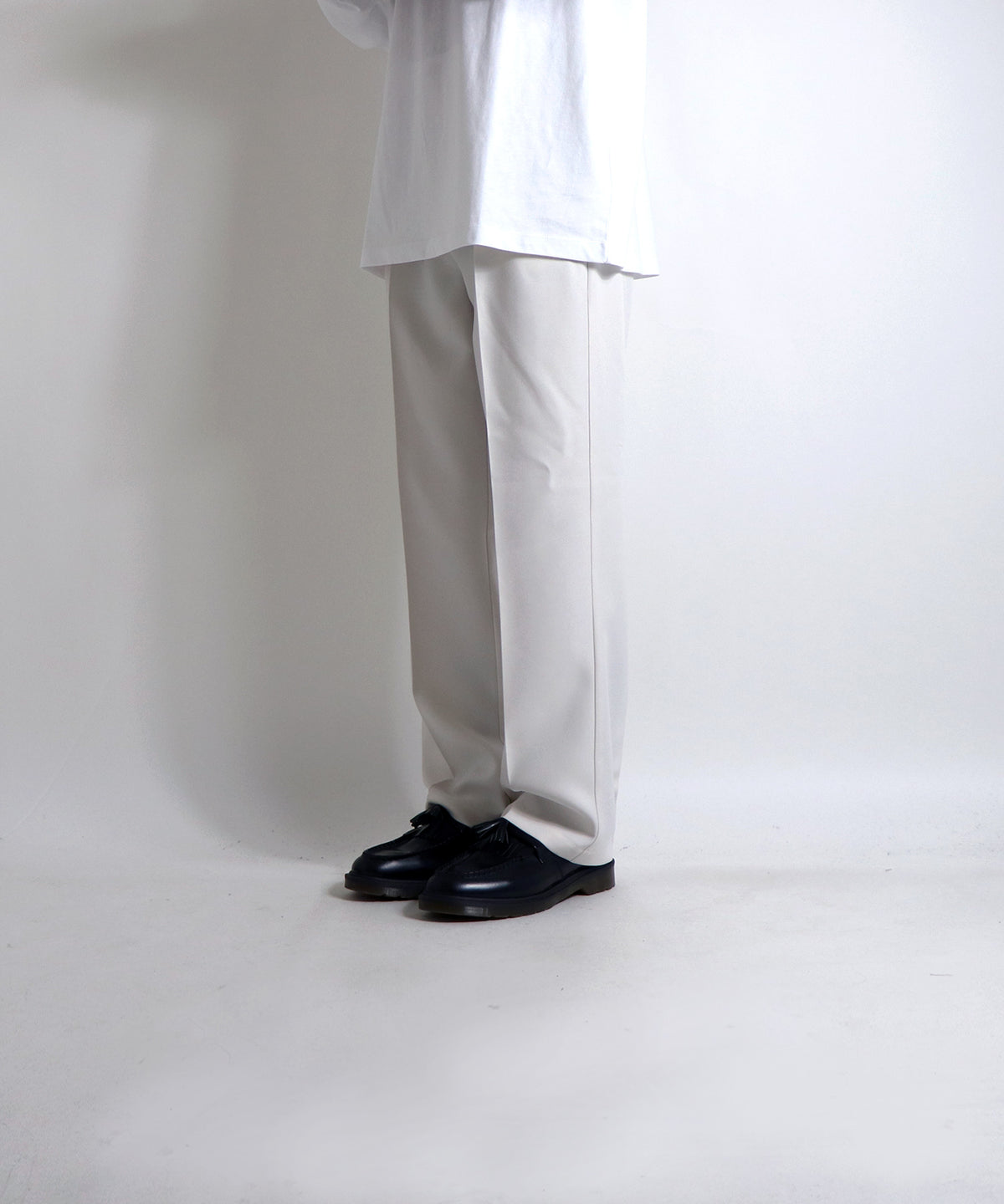 25SS 極美シルエット 脚長 タック センタープレス ストレートパンツ スラックス