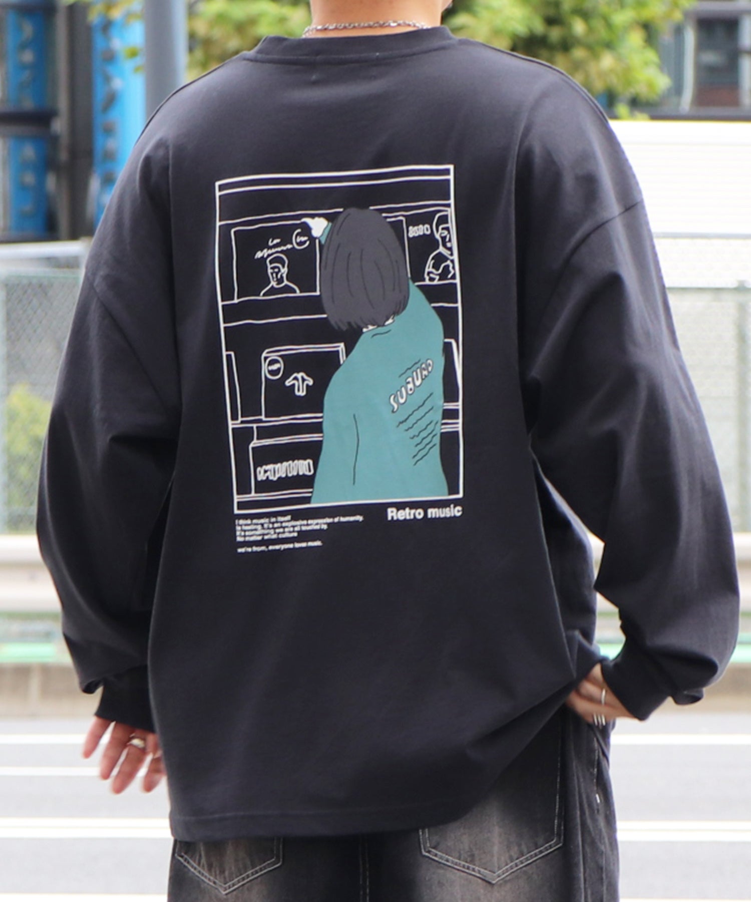 テレフォンガールイラストバックプリント / ワンポイント刺繍 ビッグシルエットロンT カットソー