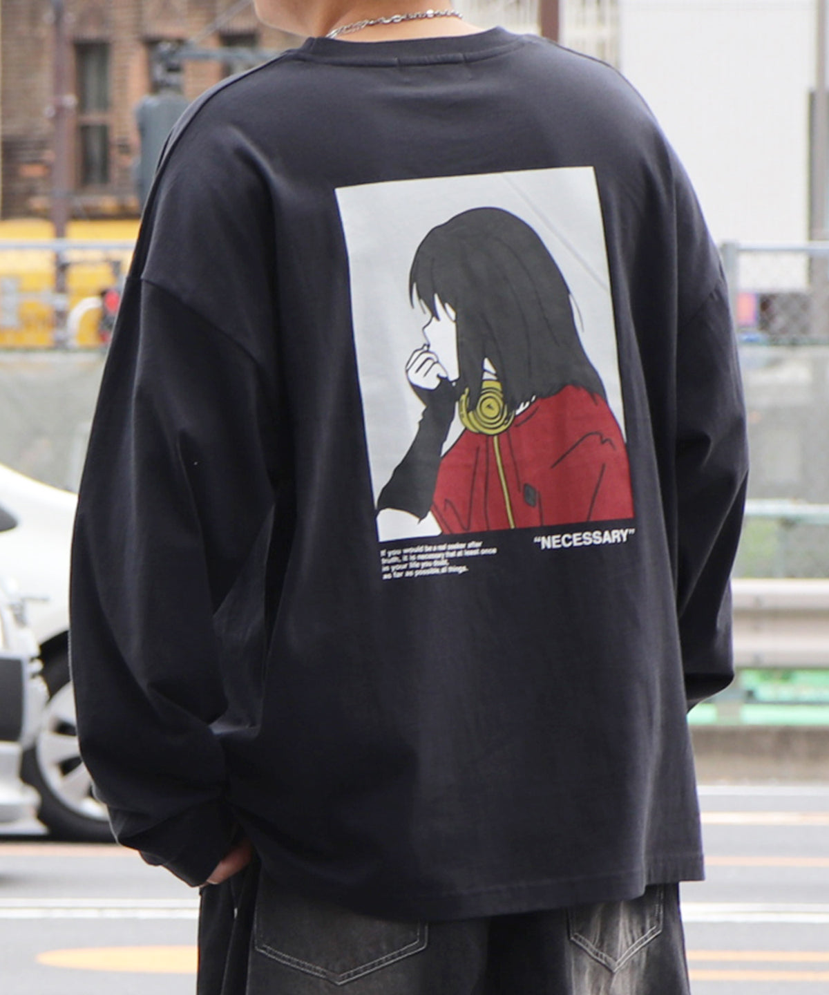 アームカバーガール イラストバックプリント / ワンポイント刺繍 ビッグシルエットロンT