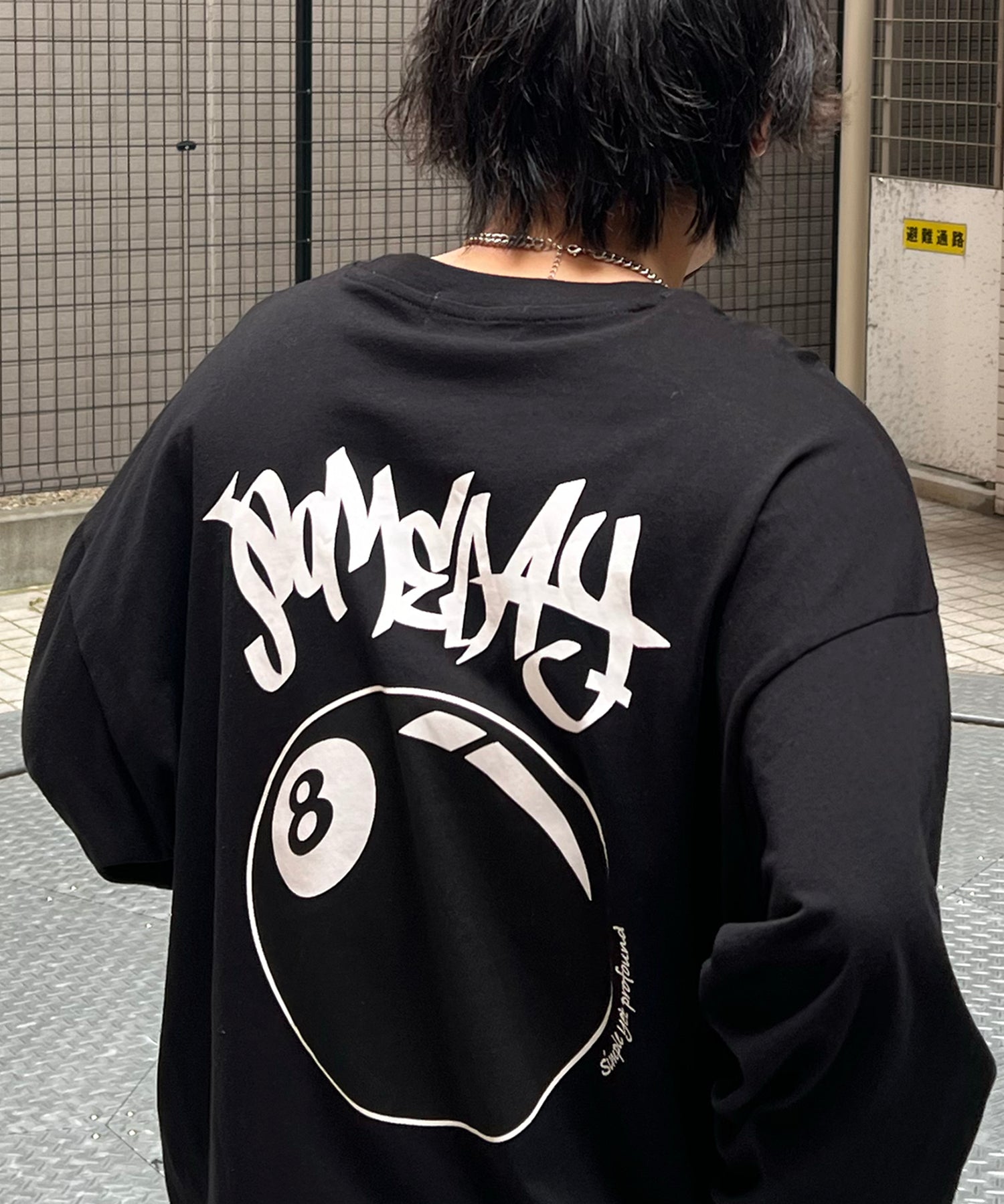 8ボール&ダイス ワンポイント刺繍 / バックプリント ビッグシルエットロンT