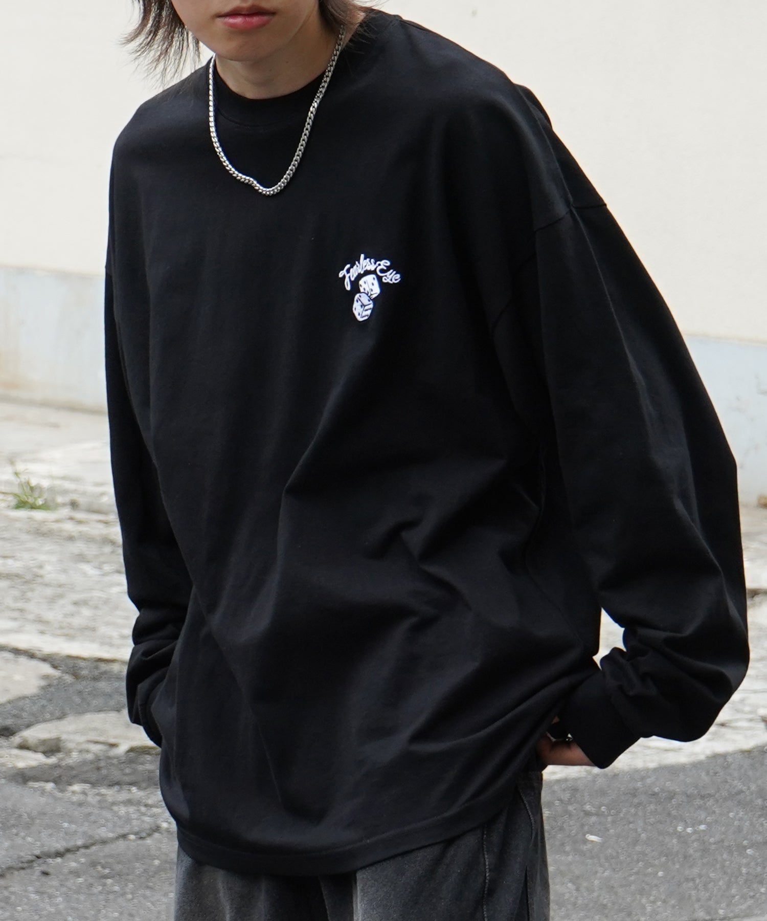 8ボール&ダイス ワンポイント刺繍 / バックプリント ビッグシルエットロンT