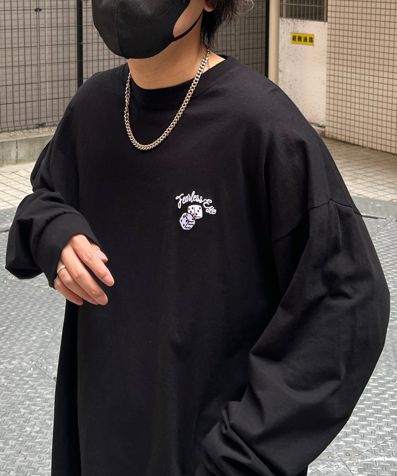 8ボール&ダイス ワンポイント刺繍 / バックプリント ビッグシルエットロンT