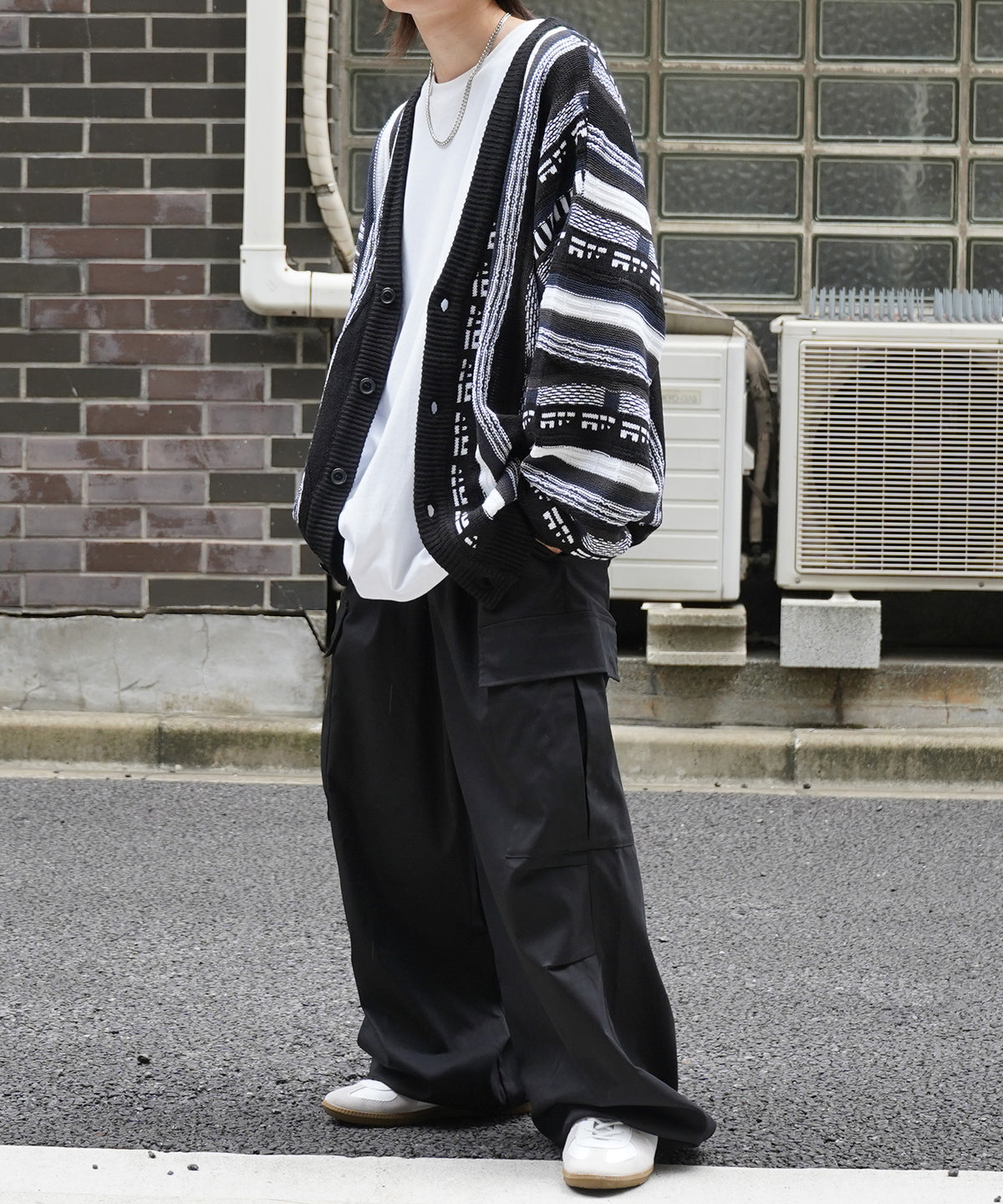 ヴィンテージライク レトロジャガードストライプ柄 ビッグシルエット 3Dニットカーディガン