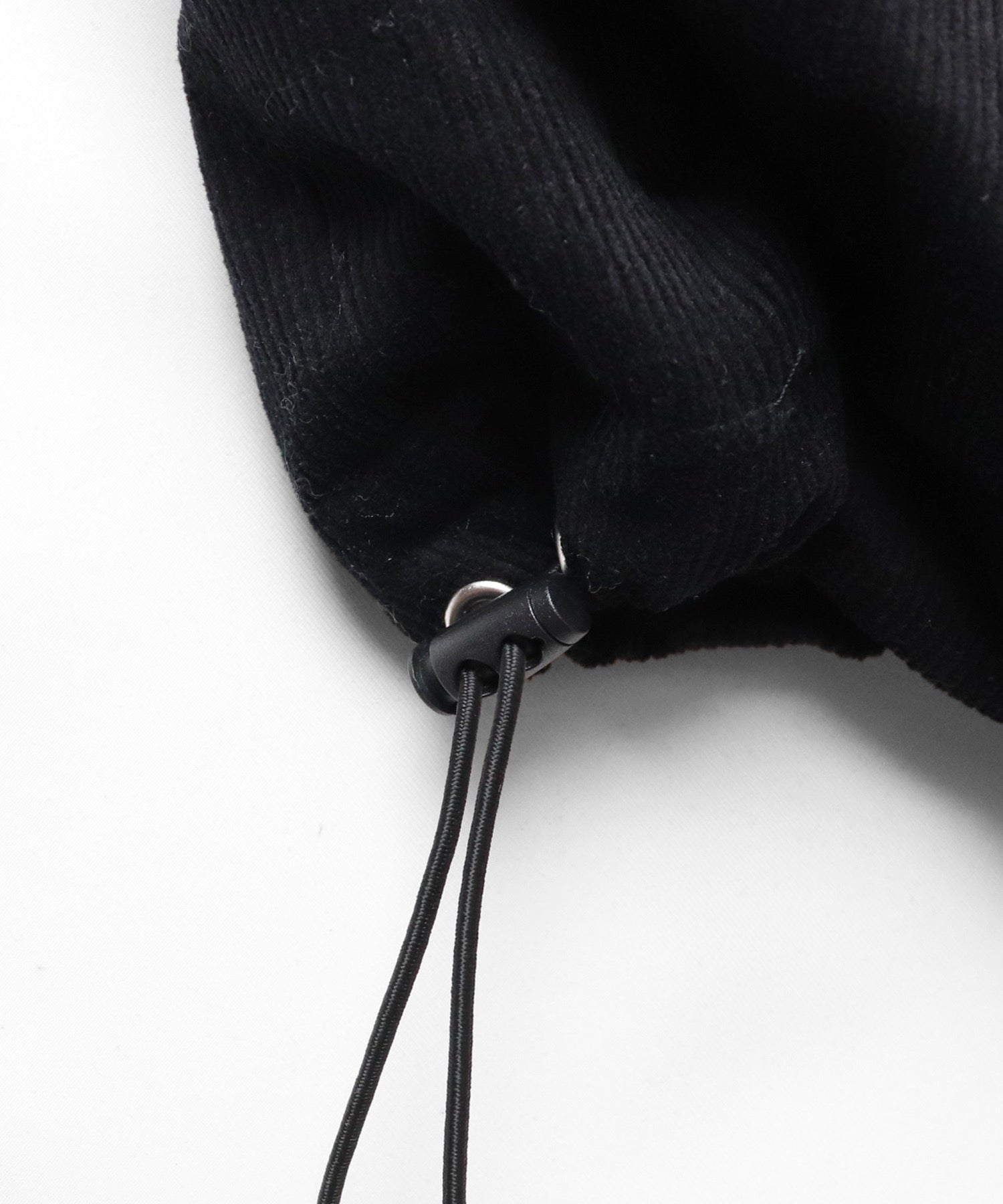 ビッグシルエット ラバーワンポイントロゴ コーデュロイ エコダウンジャケットフーディー