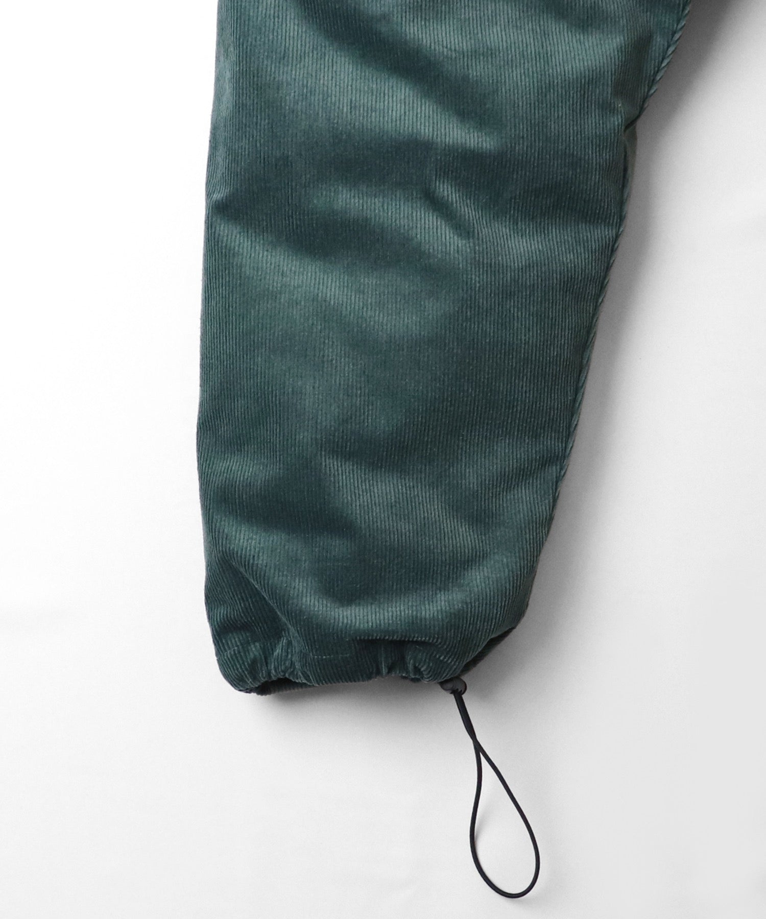 ビッグシルエット ラバーワンポイントロゴ コーデュロイ エコダウンジャケットフーディー